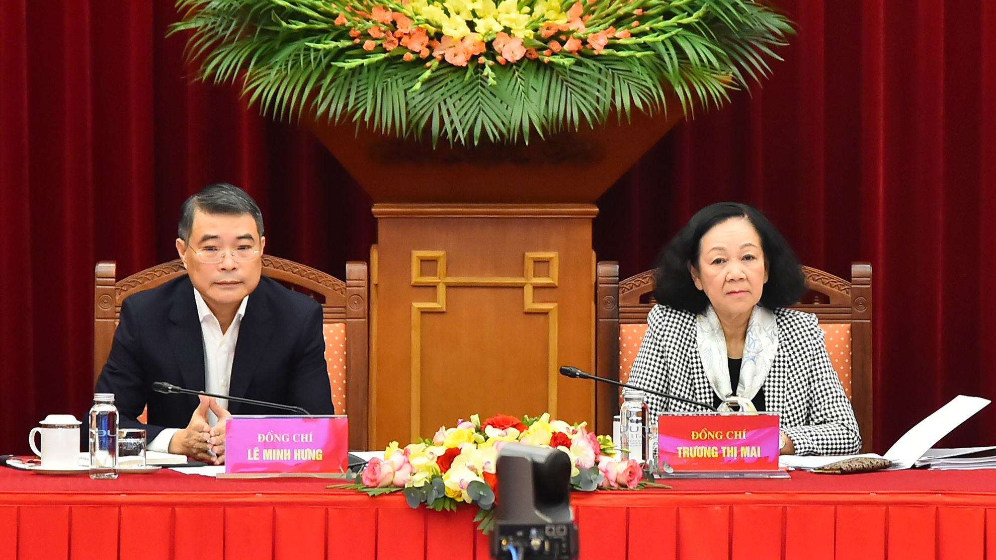 Thường trực Ban Bí thư Trương Thị Mai và Chánh Văn phòng Trung ương Đảng Lê Minh Hưng chủ trì Hội nghị giao ban công tác năm 2023 với các đồng chí Bí thư Tỉnh ủy, Thành ủy trực thuộc Trung ương.