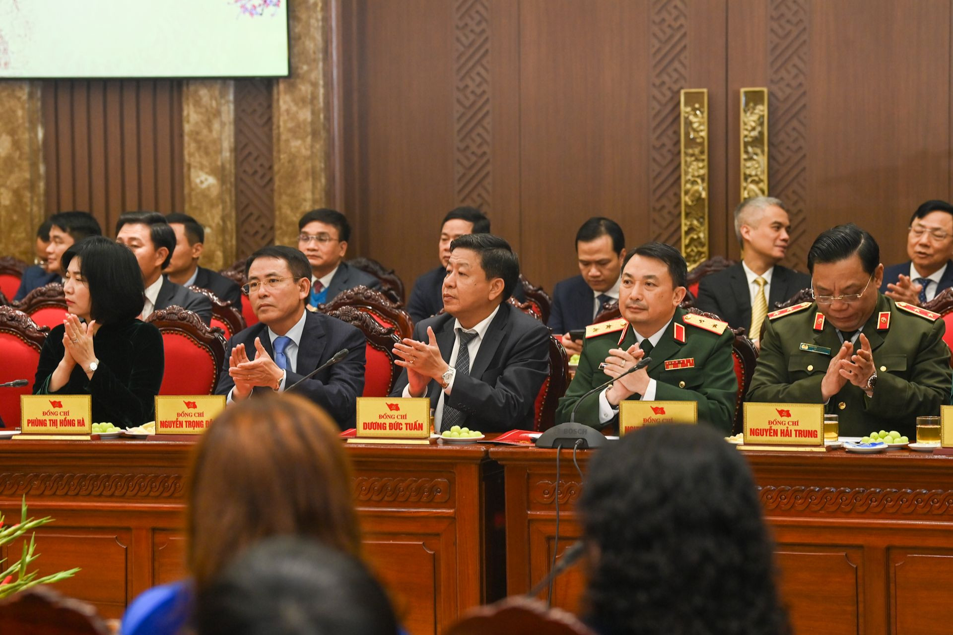 Các đại biểu dự hội nghị. Các đại biểu dự hội nghị.