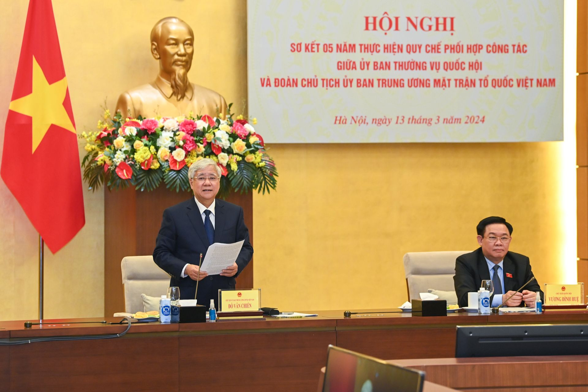 Chủ tịch Ủy ban Trung ương Mặt trận Tổ quốc Việt Nam Đỗ Văn Chiến phát biểu tại hội nghị.