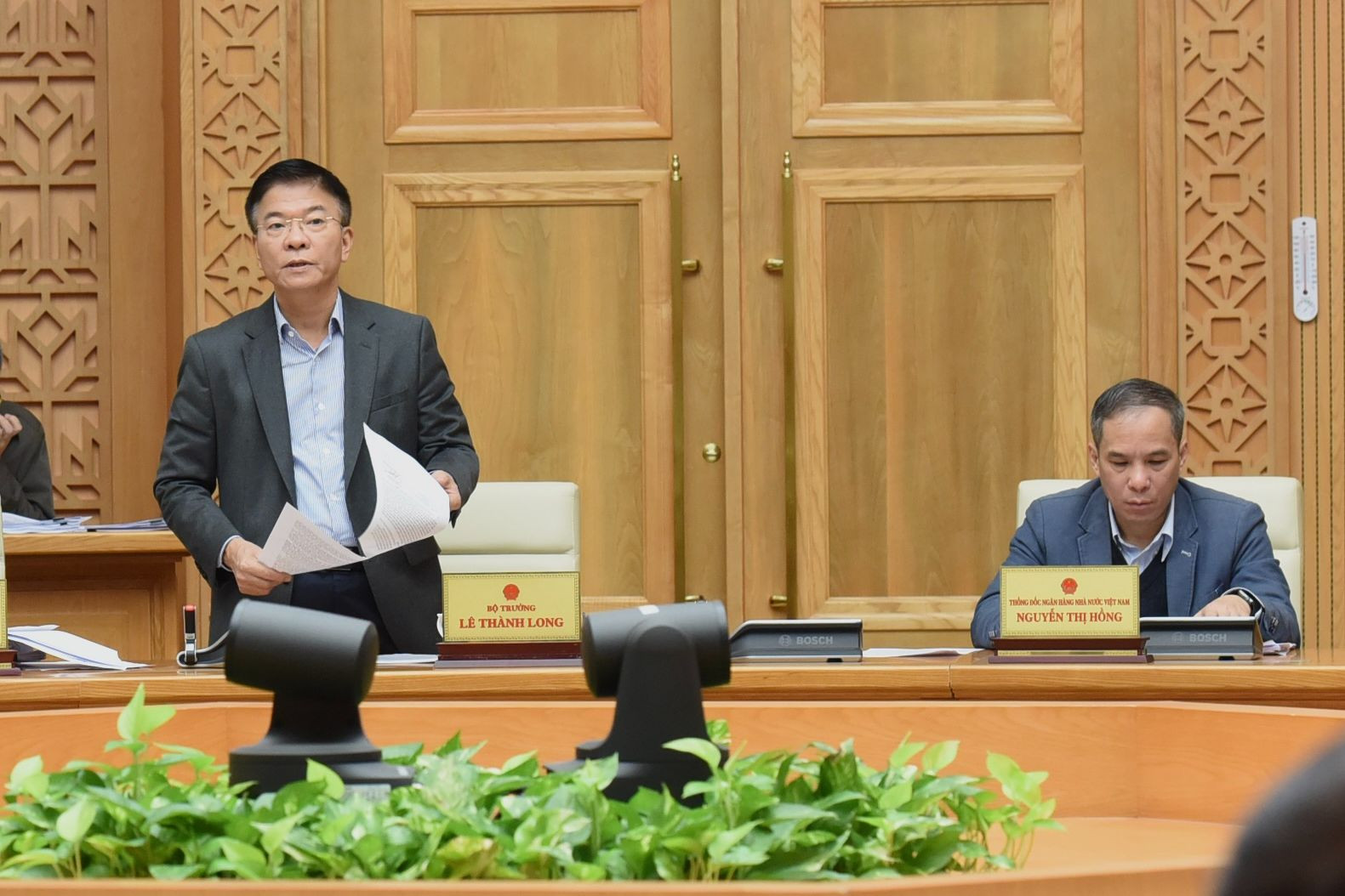 Bộ trưởng Tư pháp Lê Thành Long phát biểu.