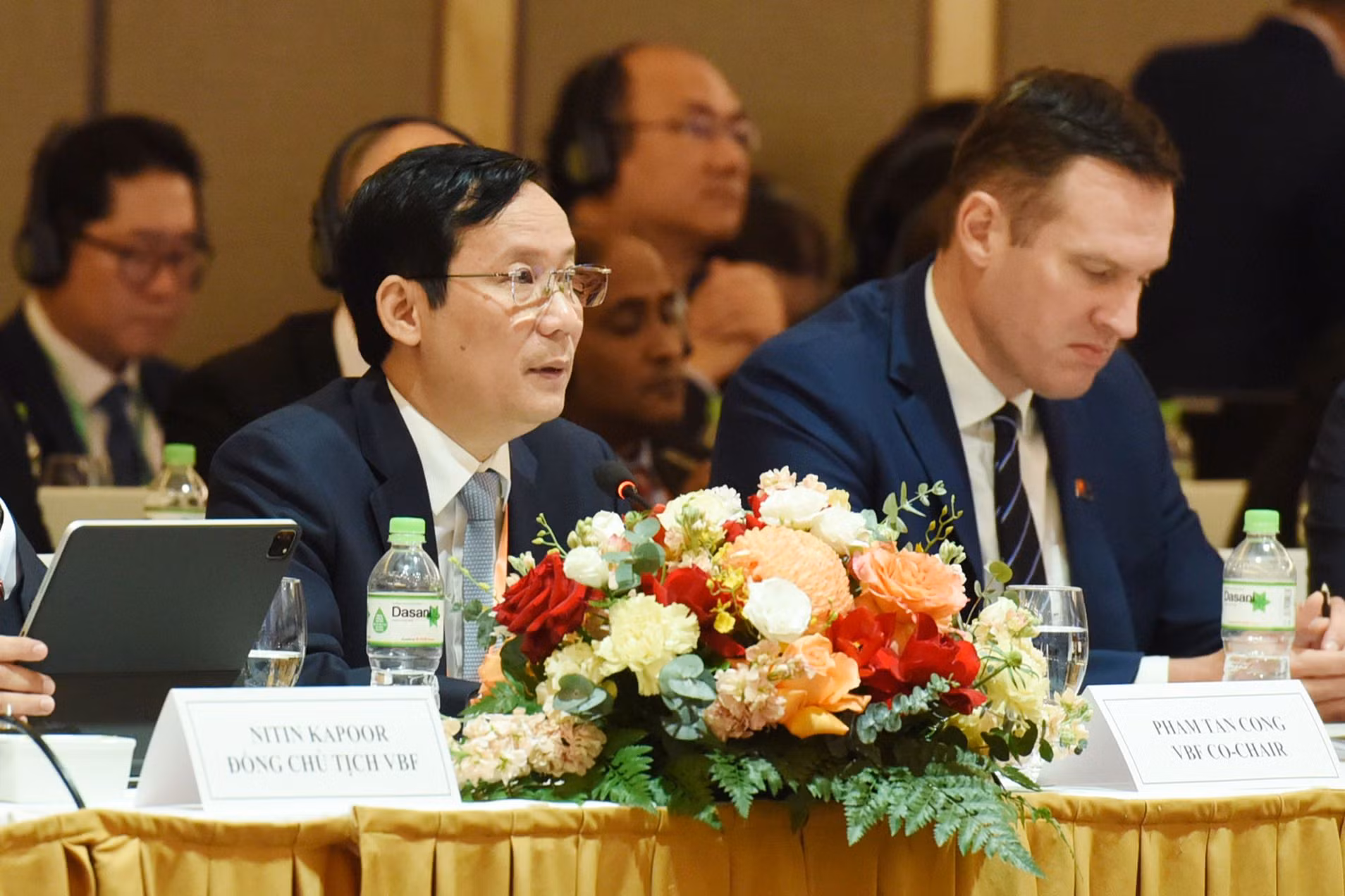 Ông Phạm Tấn Công, Chủ tịch Liên đoàn Thương mại và Công nghiệp Việt Nam (VCCI) phát biểu.