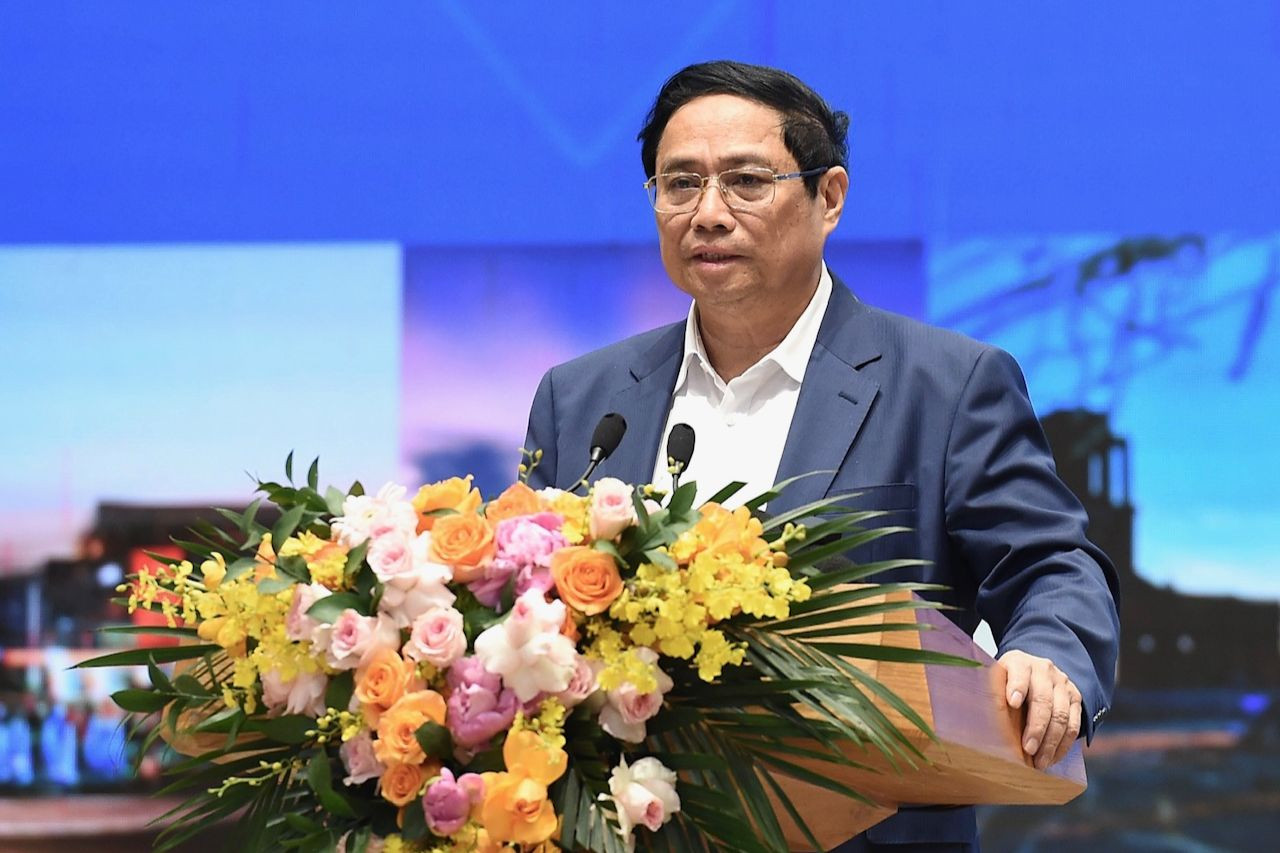 Thủ tướng yêu cầu các đại biểu tập trung đánh giá 1 năm thực hiện Nghị quyết số 30-NQ/TW của Bộ Chính trị và Nghị quyết 14/NQ-CP của Chính phủ; rà soát cơ chế chính sách đặc thù phát triển vùng; đề xuất các đột phá chiến lược...