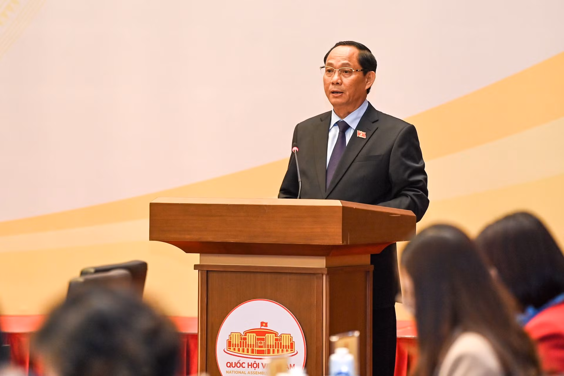 Phó Chủ tịch Quốc hội Trần Quang Phương phát biểu khai mạc hội nghị.