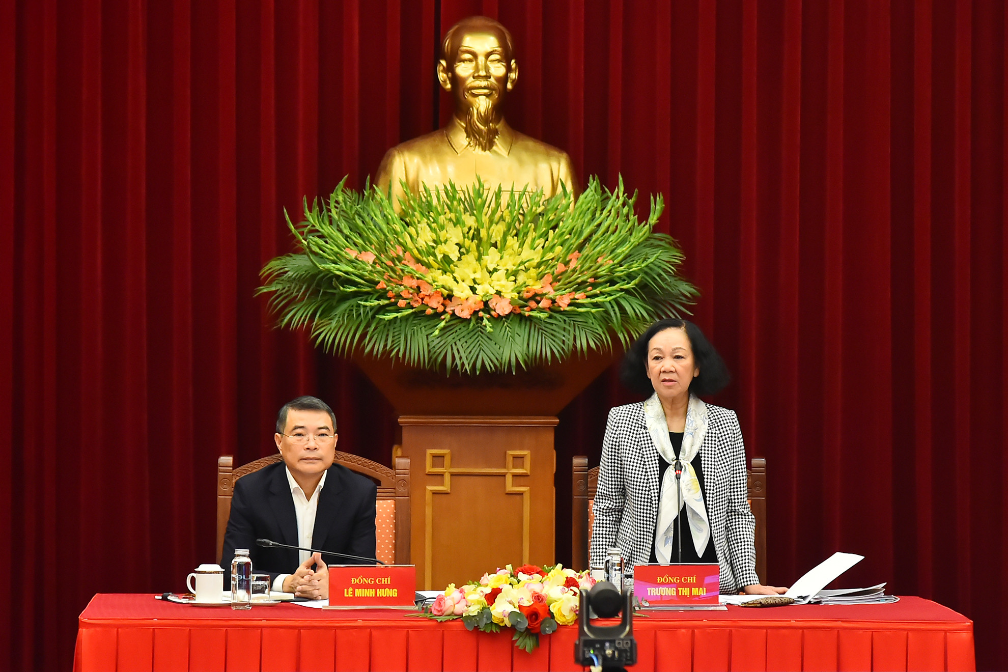 Thường trực Ban Bí thư Trương Thị Mai phát biểu khai mạc Hội nghị giao ban công tác năm 2023 với các đồng chí Bí thư Tỉnh ủy, Thành ủy trực thuộc Trung ương.