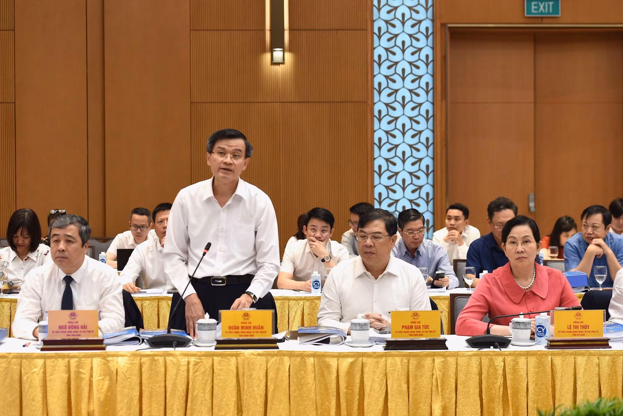Bí thư Tỉnh ủy Ninh Bình Đoàn Minh Huấn phát biểu.
