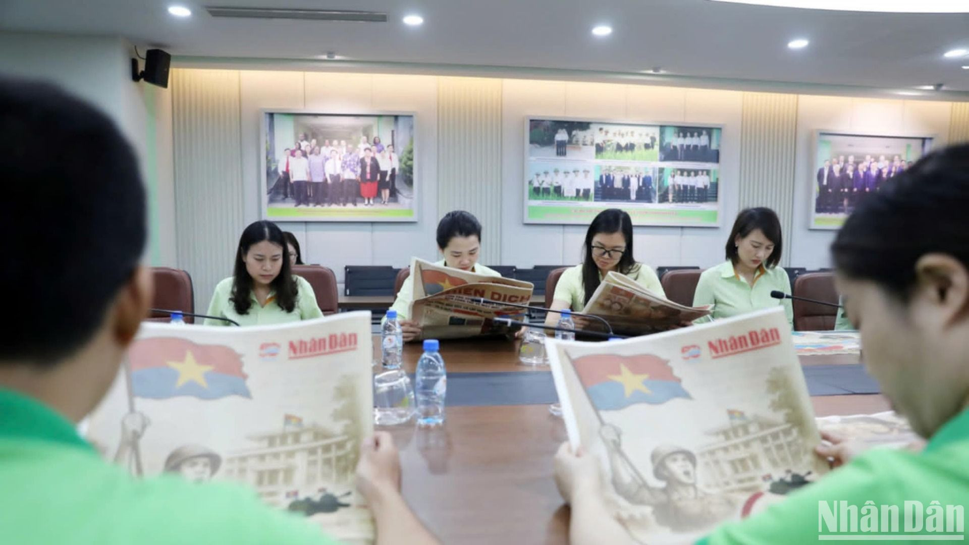 Ấn phẩm thông tin đặc biệt với công nghệ QR mang lại một trải nghiệm thông tin mới mẻ với bạn đọc tỉnh Thái Bình.