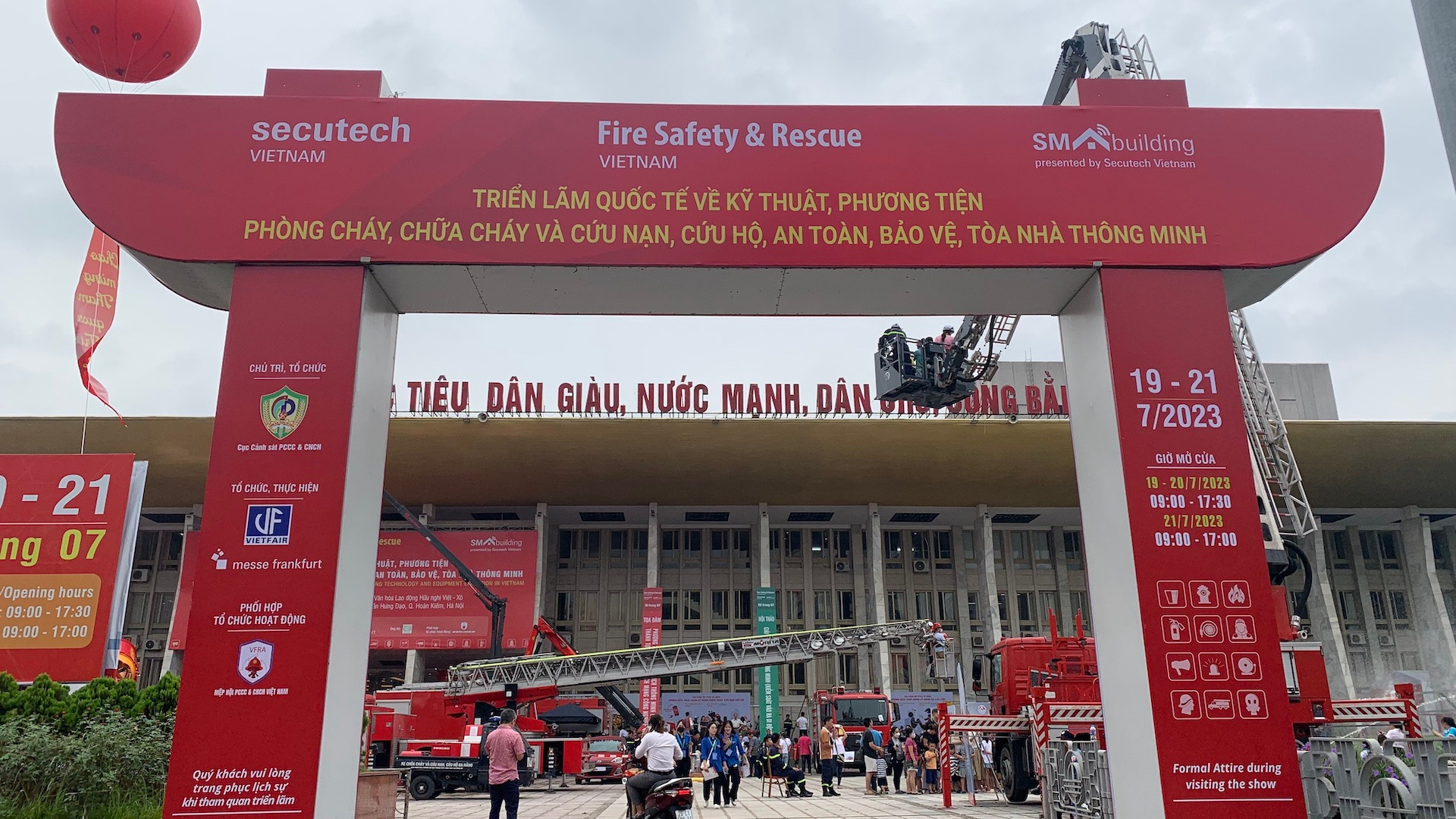 "Triển lãm quốc tế về kỹ thuật và phương tiện phòng cháy, chữa cháy, cứu nạn, cứu hộ và thiết bị an ninh, an toàn bảo vệ năm 2023" diễn ra trong 3 ngày từ 19/7 đến 21/7, tại Cung Văn hóa lao động hữu nghị Việt Xô (số 91 Trần Hưng Đạo, quận Hoàn Kiếm, TP Hà Nội).