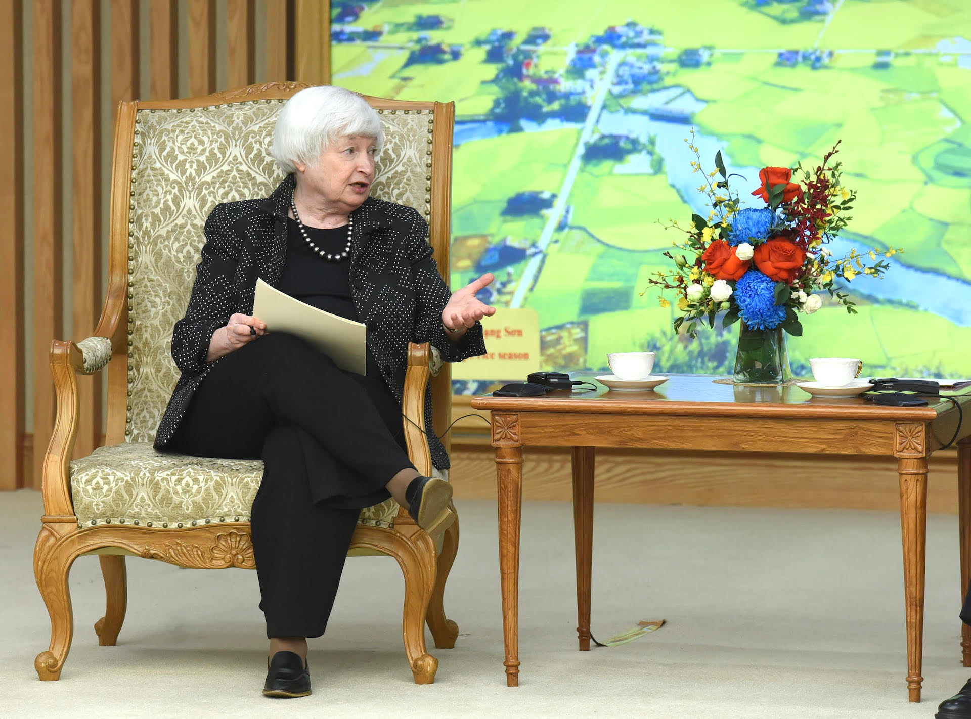 Bộ trưởng Tài chính Hoa Kỳ Janet Yellen khẳng định, Hoa Kỳ sẽ tiếp tục thúc đẩy hợp tác với Việt Nam về đầu tư, hỗ trợ Việt Nam trong quá trình phát triển và chuyển đổi nền kinh tế.