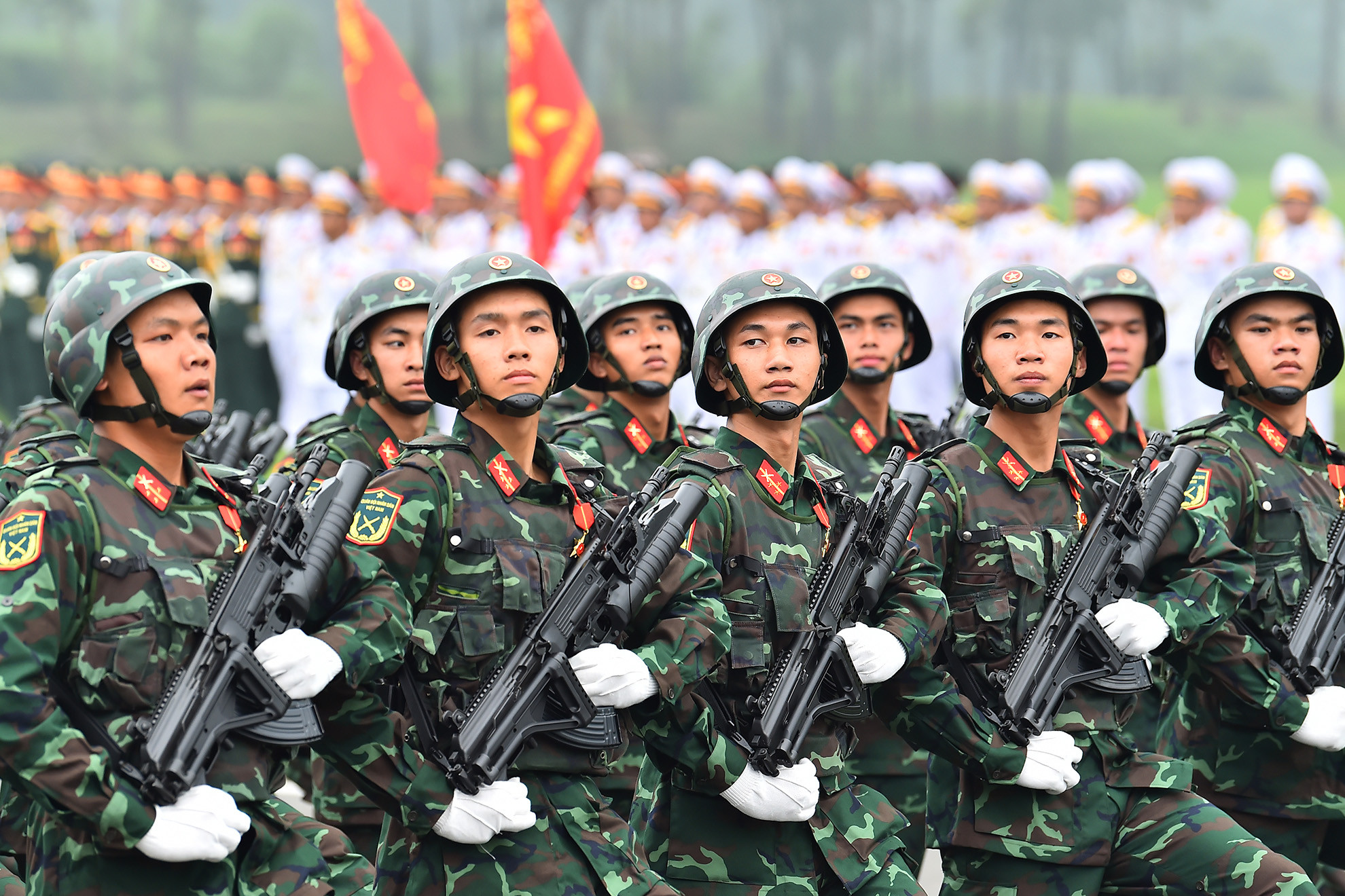 Khối chiến sĩ Lục quân - Lực lượng nòng cốt của Quân đội nhân dân Việt Nam tiến vào Lễ đài.