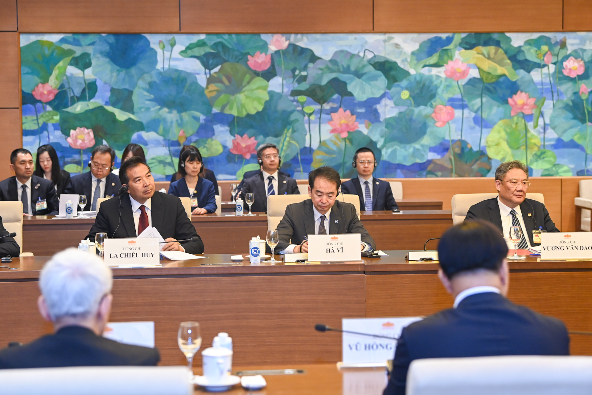 Các đại biểu Trung Quốc dự hội kiến.