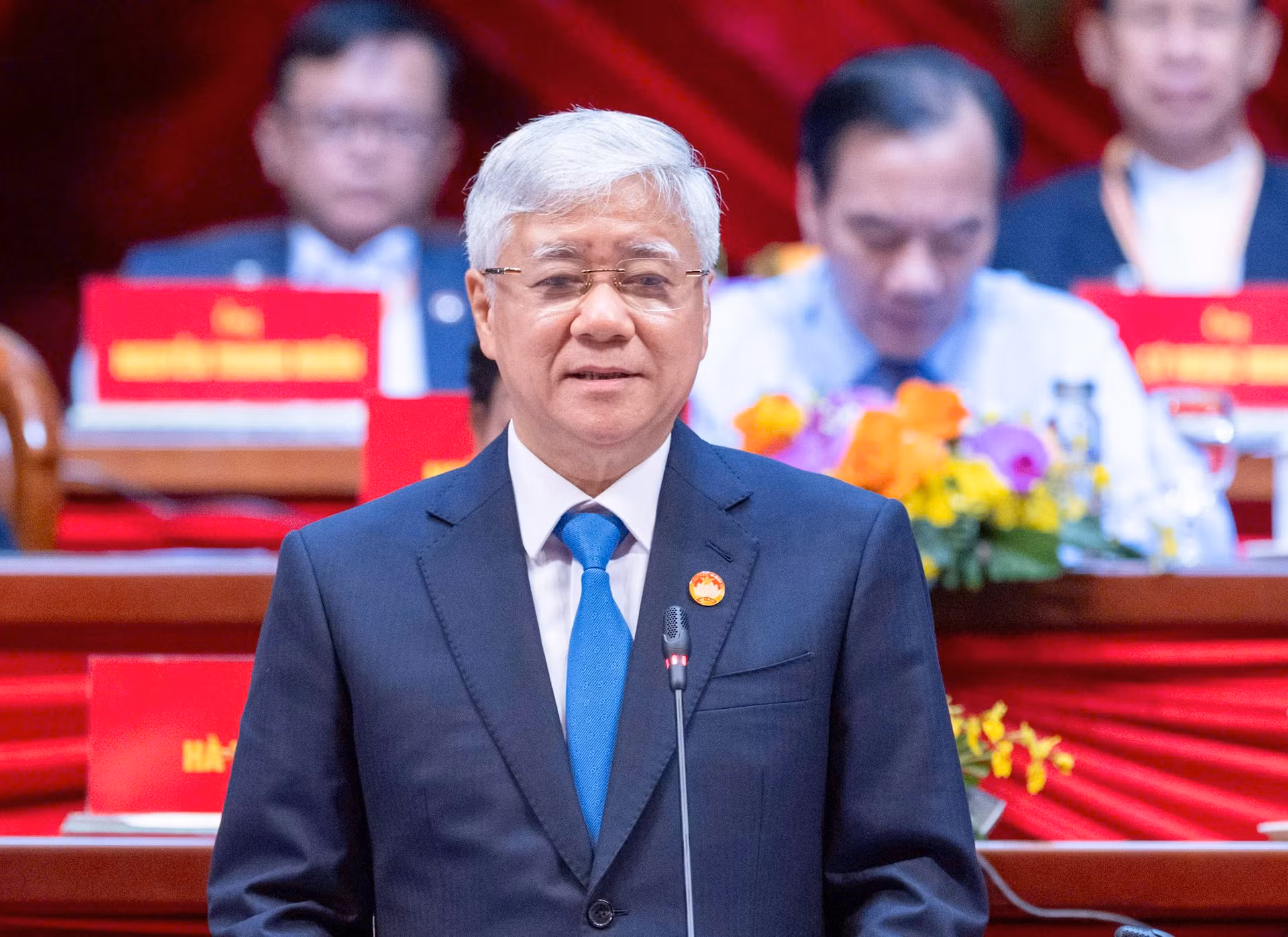 Chủ tịch Ủy ban Trung ương Mặt trận Tổ quốc Việt Nam Đỗ Văn Chiến phát biểu tại phiên làm việc.