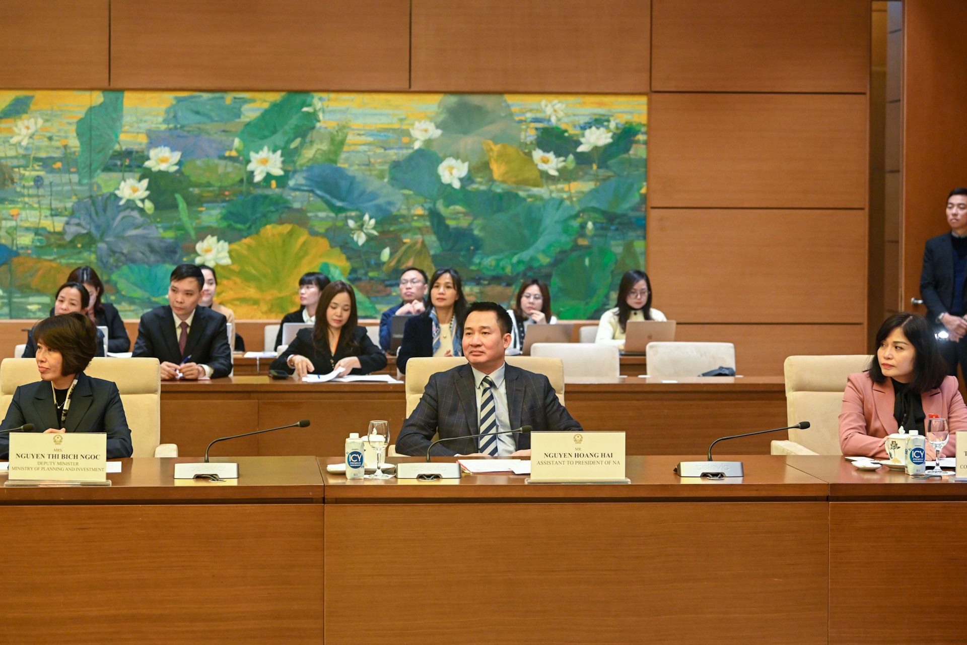 Các đại biểu dự buổi tiếp.