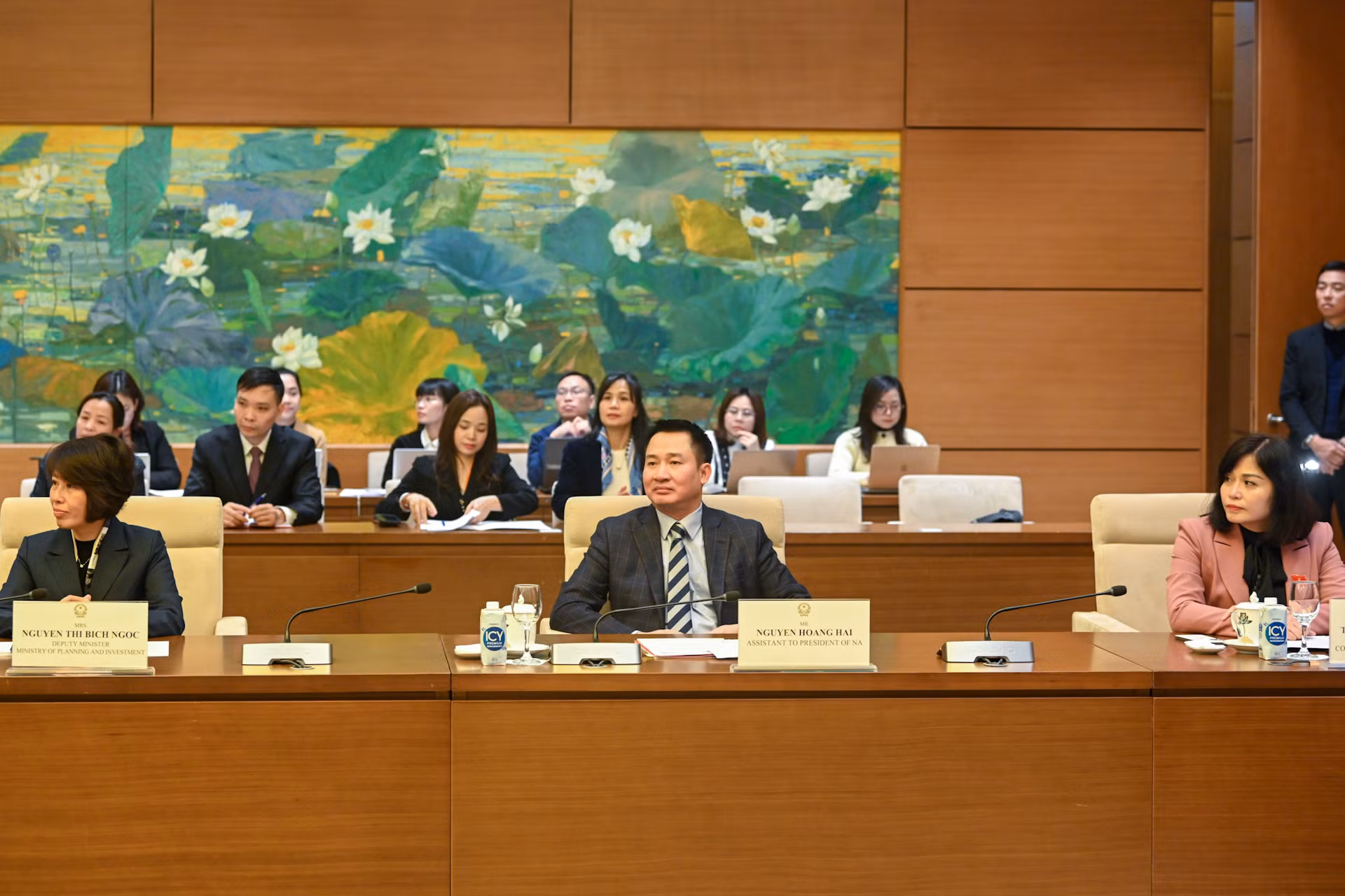 Các đại biểu dự buổi tiếp.