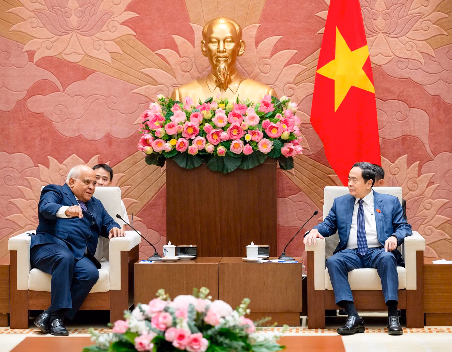 Chủ tịch Quốc hội Trần Thanh Mẫn tiếp Đại sứ Cuba Orlando Nicolas Hernandez Guillen.