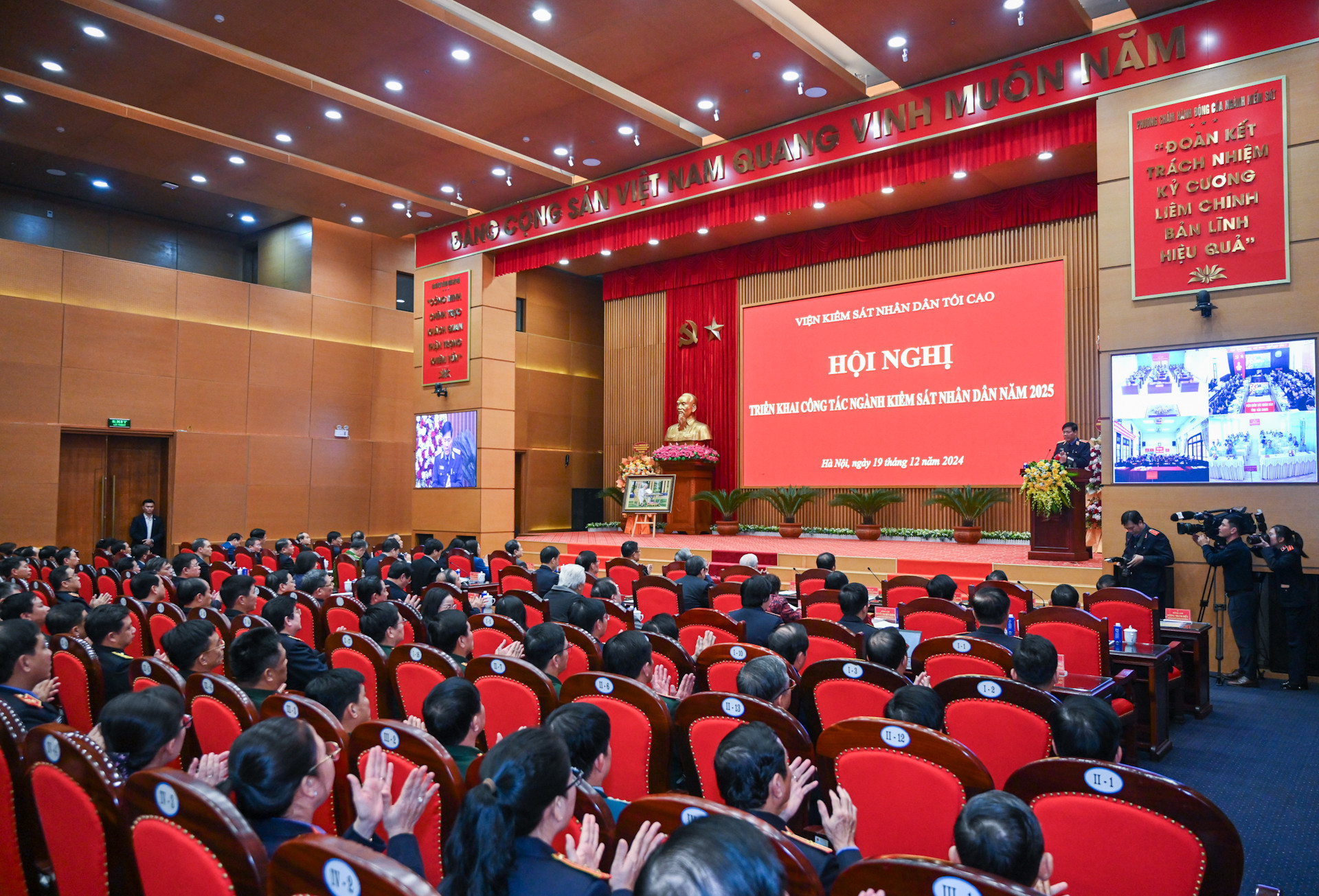 [Ảnh] Chủ tịch Quốc hội Trần Thanh Mẫn dự Hội nghị triển khai công tác ngành Kiểm sát nhân dân ảnh 3