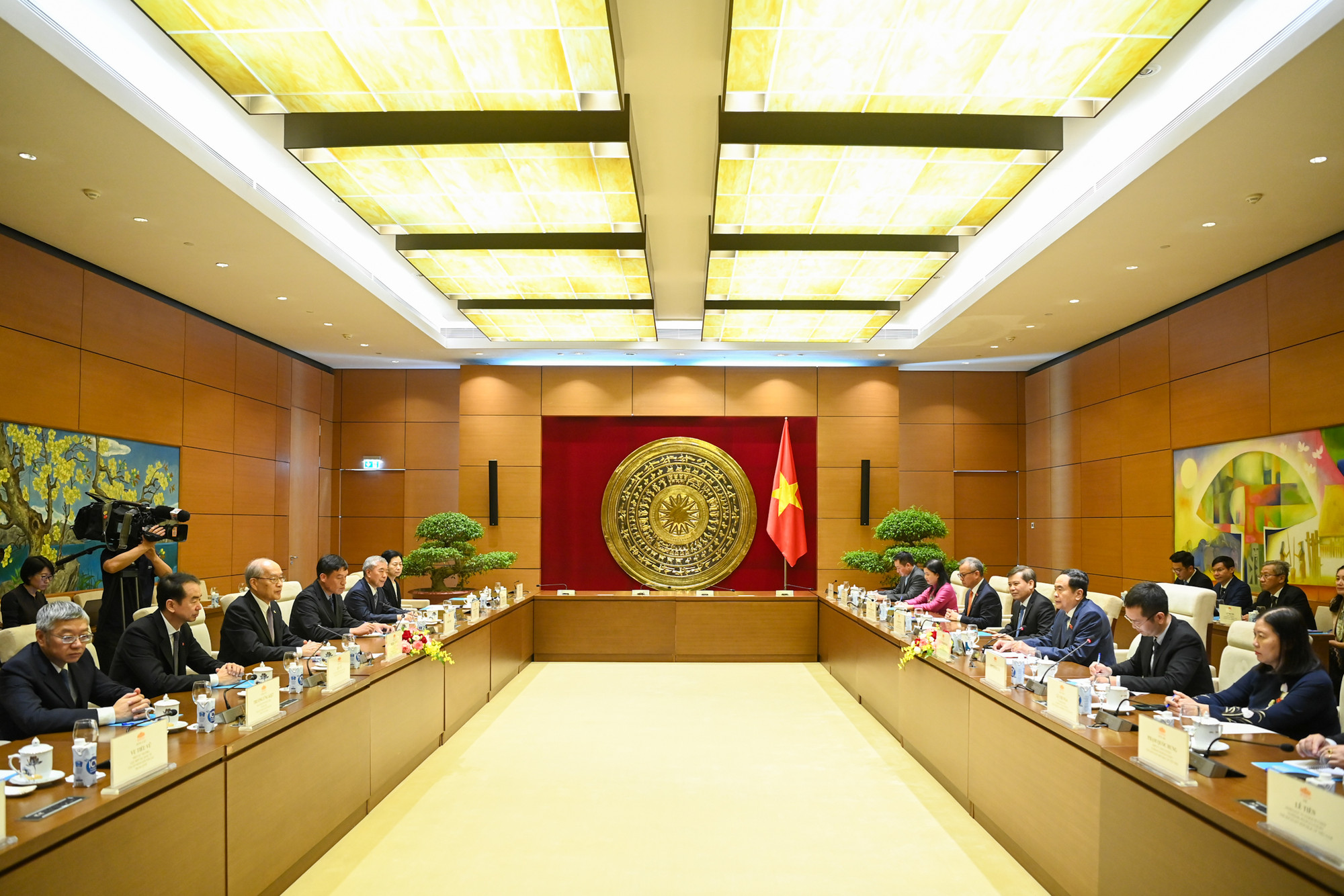 Quang cảnh cuộc tiếp tại Nhà Quốc hội.