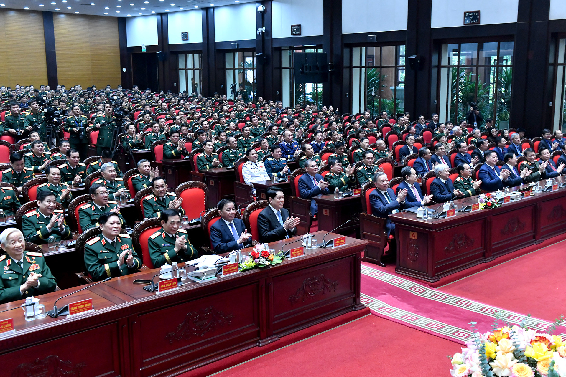 Tổng Bí thư Tô Lâm cùng các đồng chí lãnh đạo, nguyên lãnh đạo Đảng, Nhà nước dự Lễ kỷ niệm.