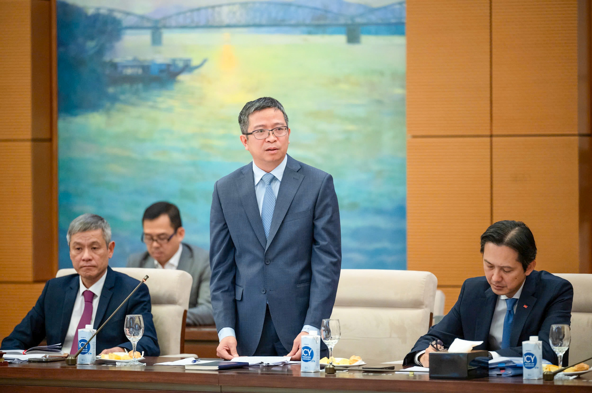 Đại sứ Việt Nam tại Trung Quốc Phạm Thanh Bình phát biểu tại cuộc gặp.