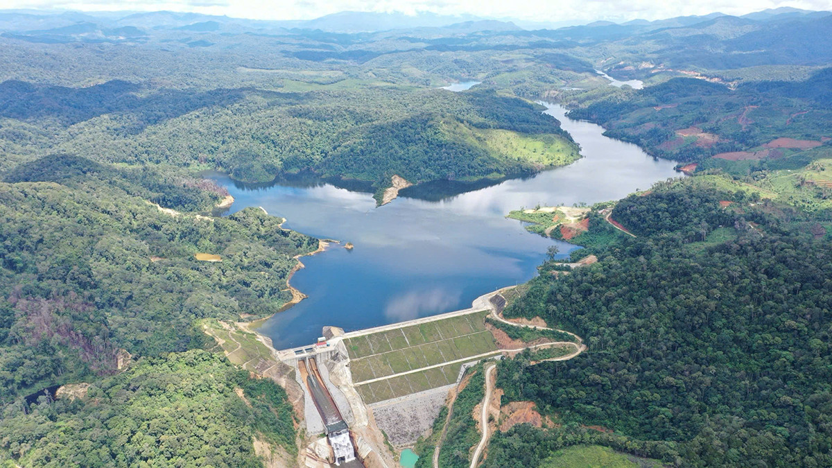 Thủy điện Thượng Kon Tum là một trong những thủy điện lớn của tỉnh Kon Tum, có với dung tích toàn bộ hồ chứa 145,52 triệu m3 và tuyến năng lượng dài gần hơn 20 km.