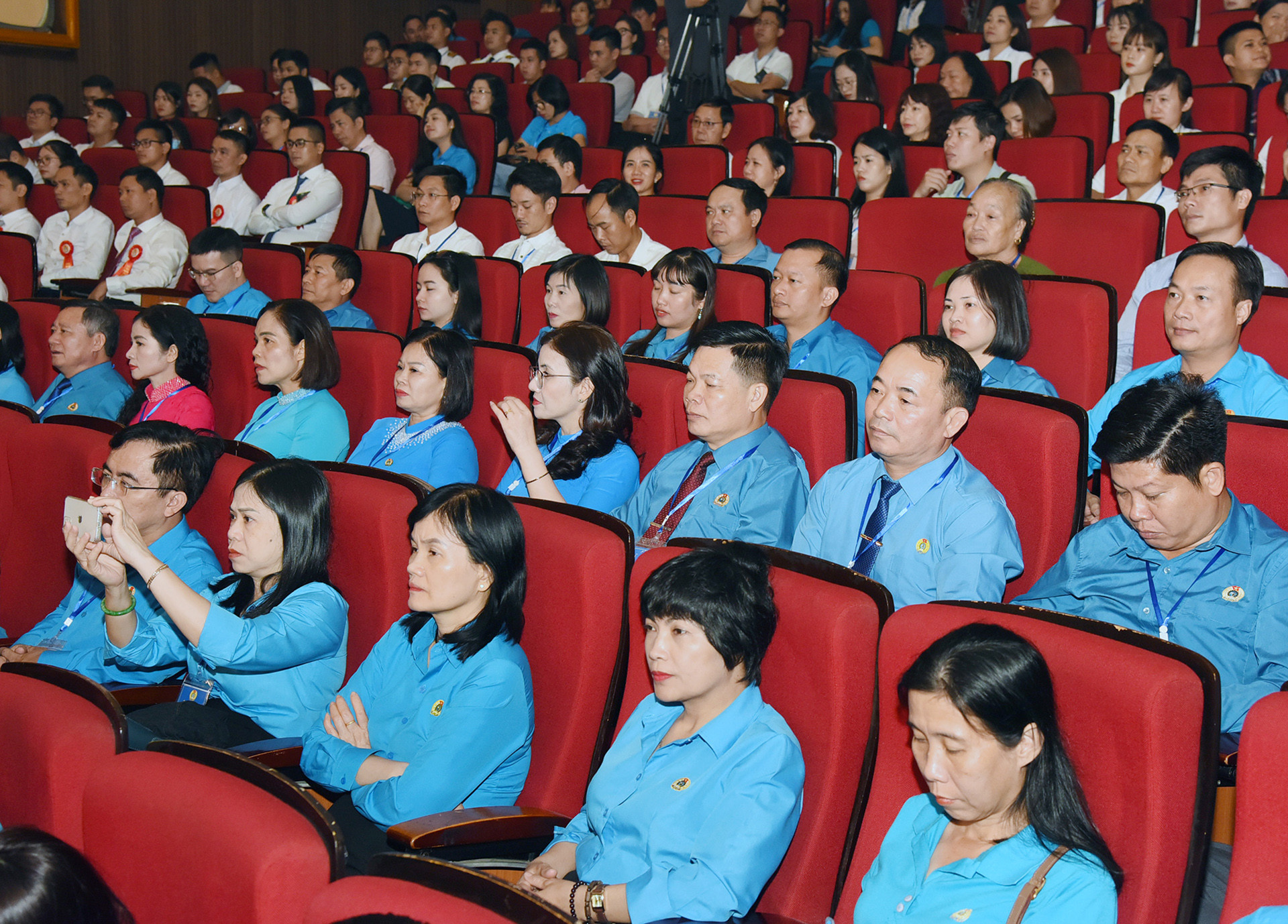 Các đại biểu tham dự Hội nghị.