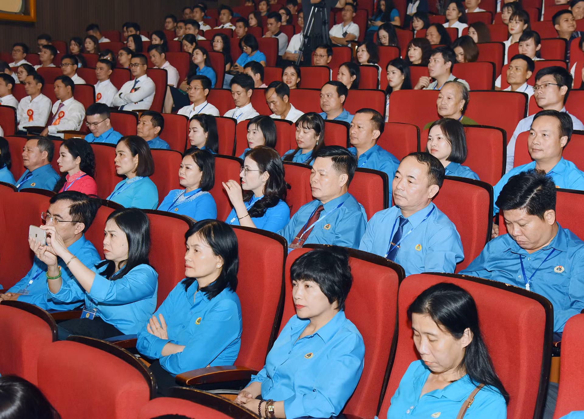 Các đại biểu tham dự Hội nghị.