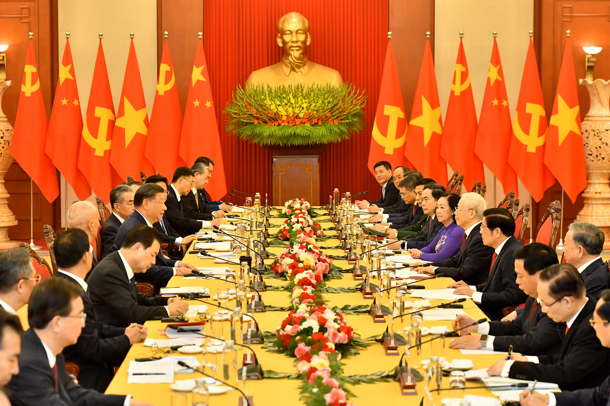 Tổng Bí thư Nguyễn Phú Trọng hội đàm với Tổng Bí thư, Chủ tịch Trung Quốc Tập Cận Bình.