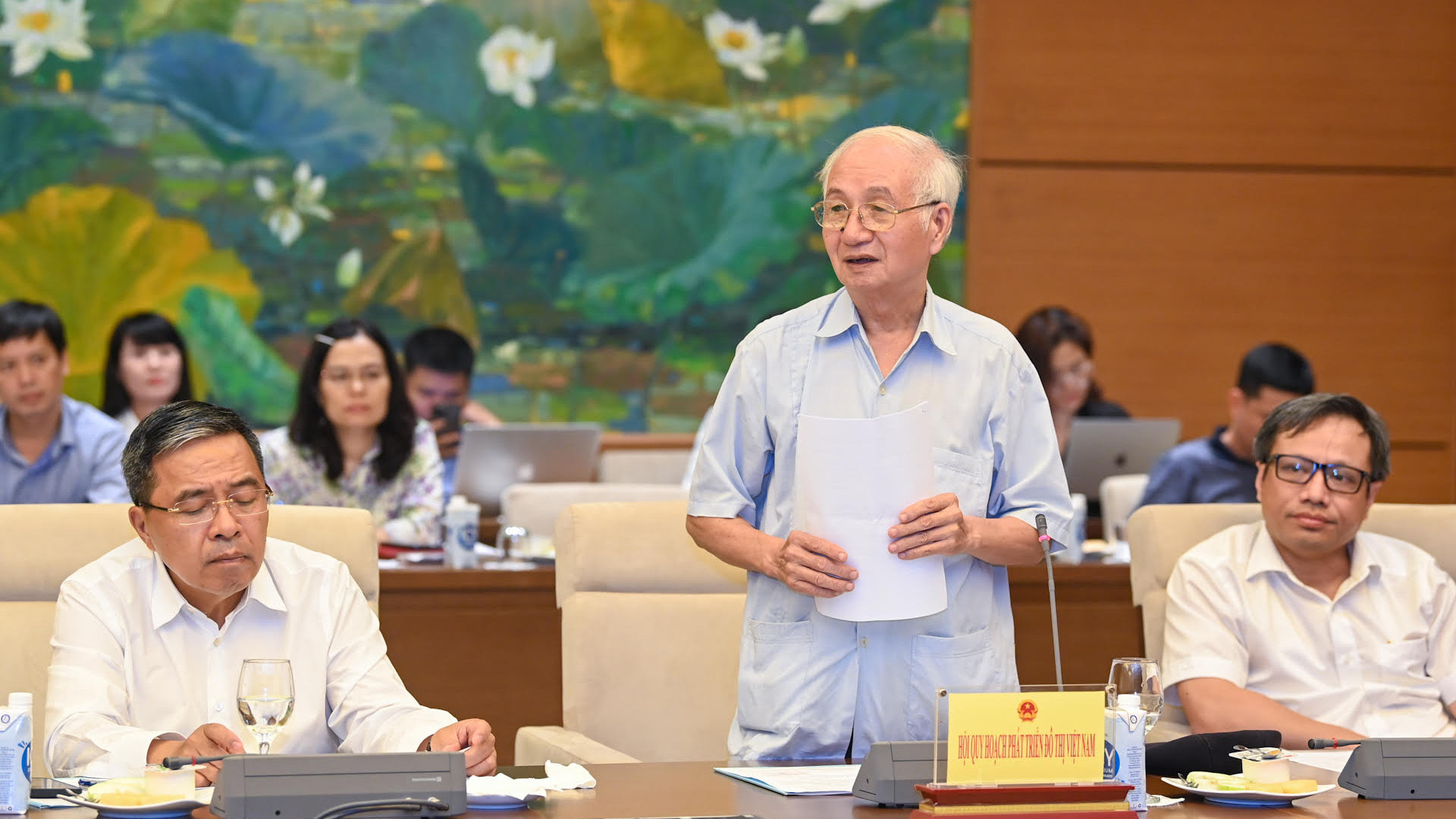 Phó Chủ tịch Hội Quy hoạch và phát triển đô thị Việt Nam Đào Ngọc Nghiêm phát biểu tại buổi gặp mặt. Phó Chủ tịch Hội Quy hoạch và phát triển đô thị Việt Nam Đào Ngọc Nghiêm phát biểu tại buổi gặp mặt.