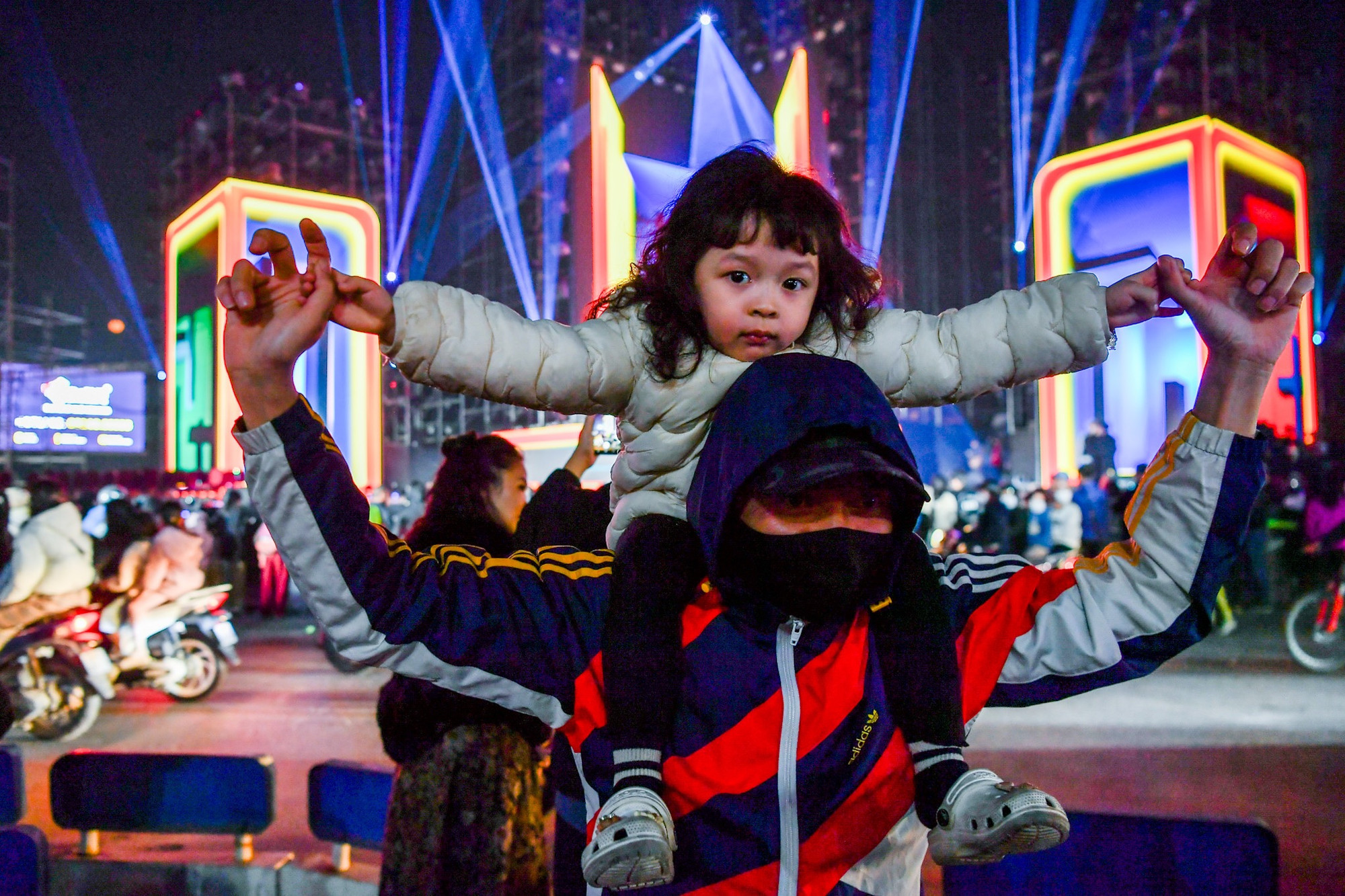 Ngay trong buổi sơ duyệt, rất đông khán giả Thủ đô đã có mặt.