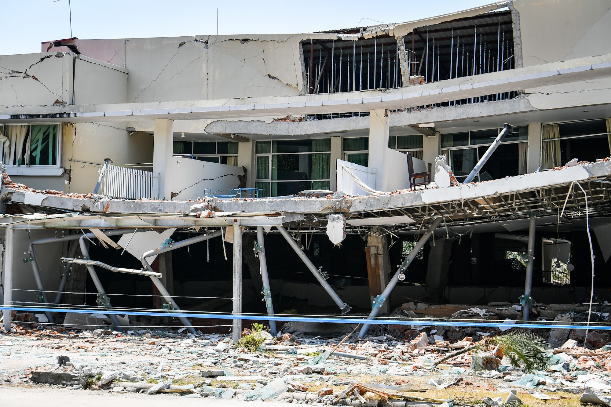 [Ảnh] Thủ đô của Myanmar ngổn ngang sau đại địa chấn ảnh 6