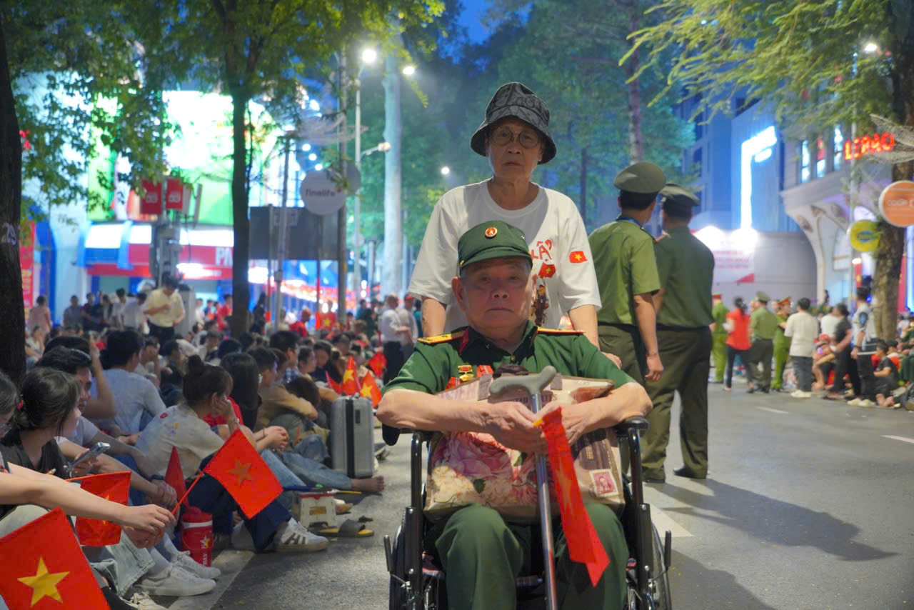 Lễ Kỷ niệm 50 năm Ngày Giải phóng miền nam, thống nhất đất nước ảnh 11 Lễ Kỷ niệm 50 năm Ngày Giải phóng miền nam, thống nhất đất nước ảnh 11