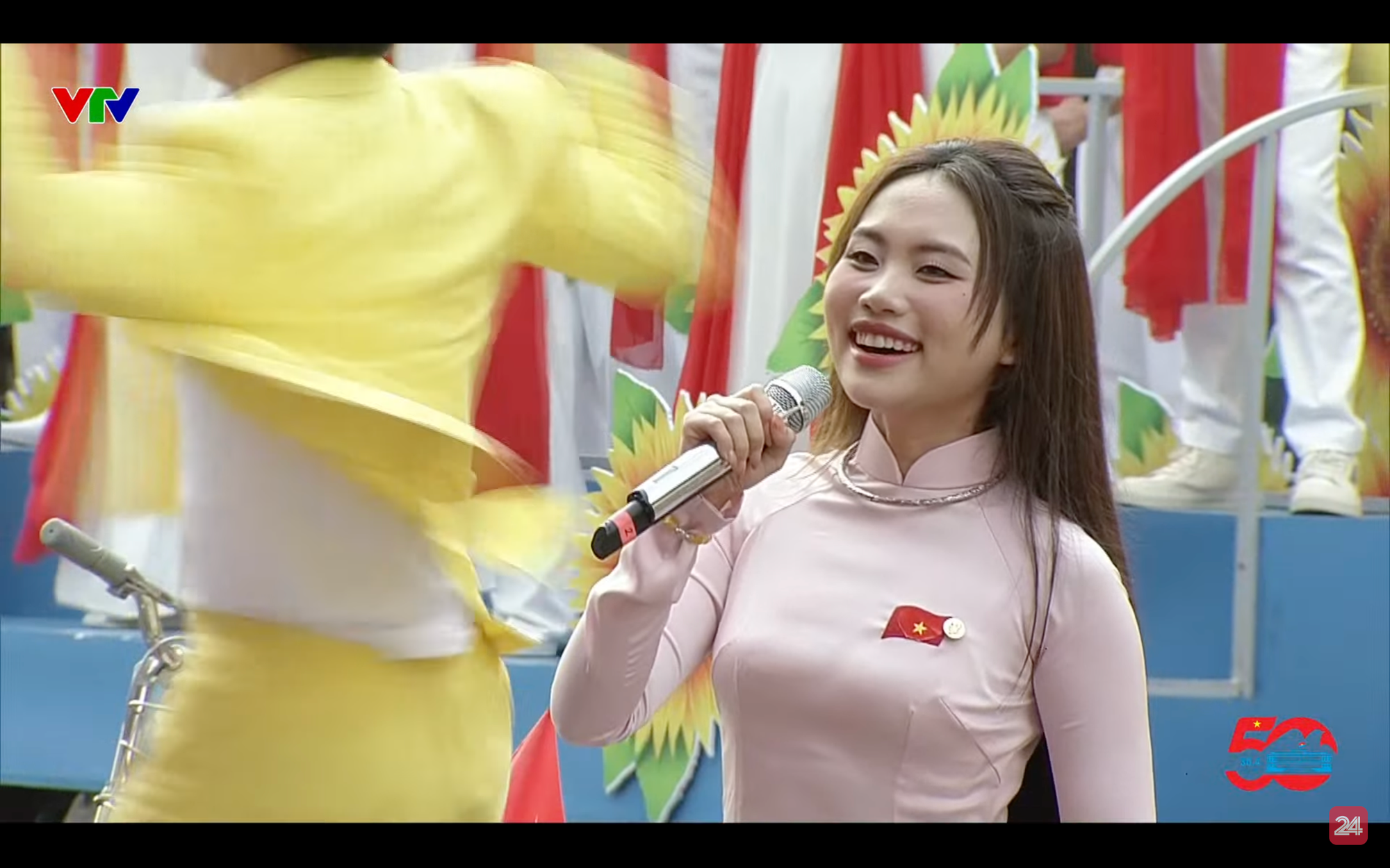 Lễ Kỷ niệm 50 năm Ngày Giải phóng miền nam, thống nhất đất nước ảnh 67 Lễ Kỷ niệm 50 năm Ngày Giải phóng miền nam, thống nhất đất nước ảnh 67