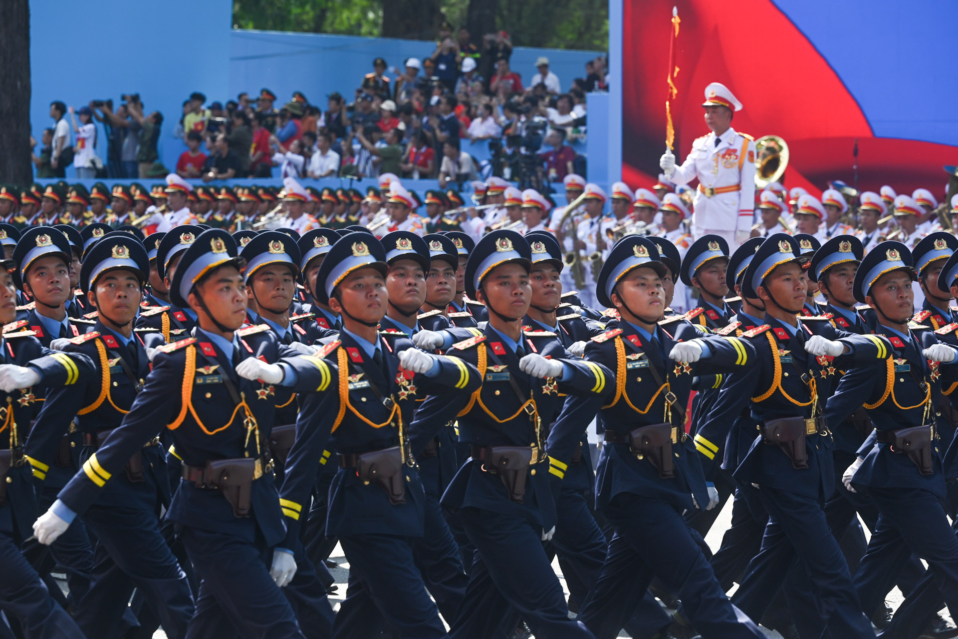 Khối nam sĩ quan Không quân Công an nhân dân. Khối nam sĩ quan Không quân Công an nhân dân.