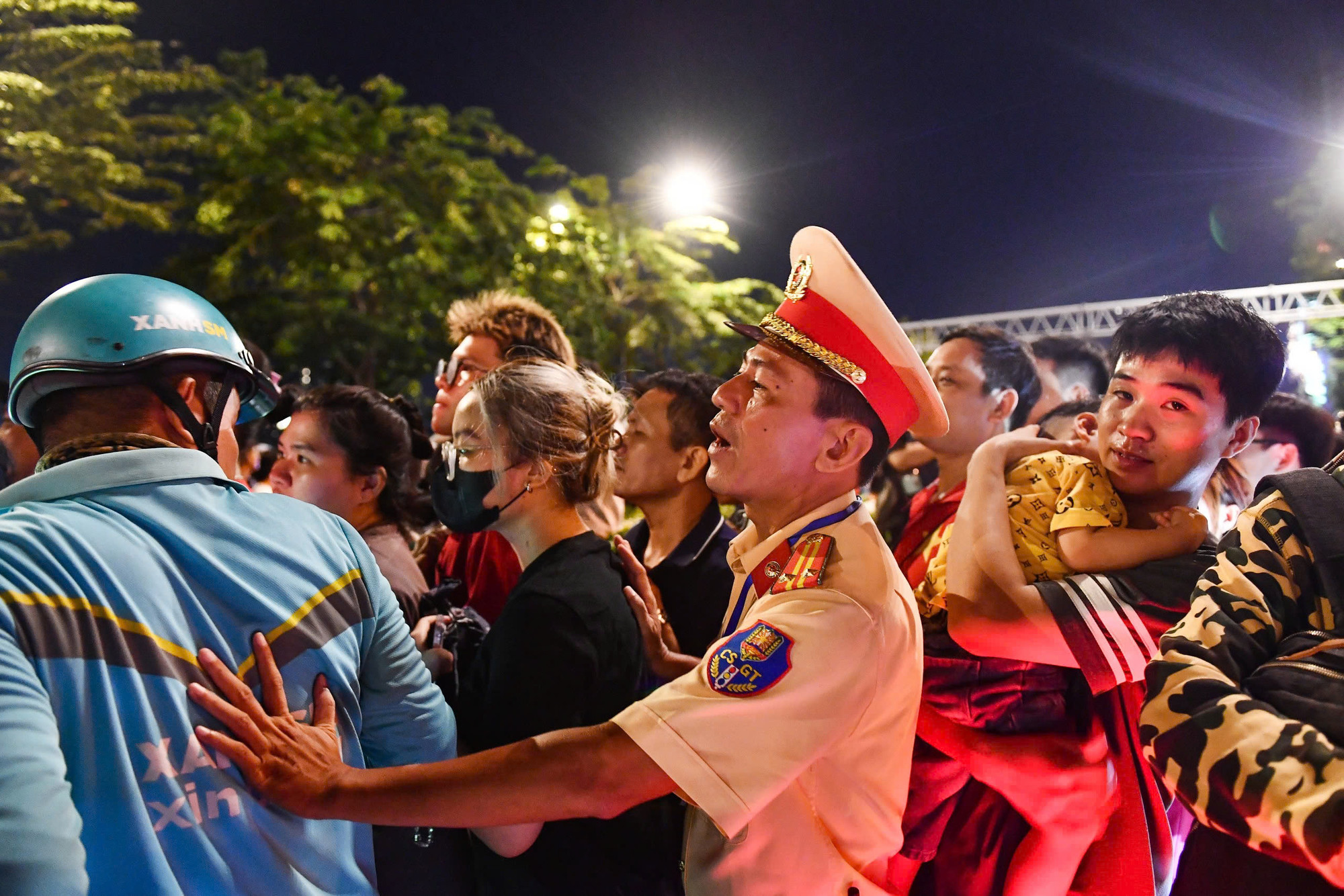 Lễ Kỷ niệm 50 năm Ngày Giải phóng miền nam, thống nhất đất nước ảnh 5 Lễ Kỷ niệm 50 năm Ngày Giải phóng miền nam, thống nhất đất nước ảnh 5