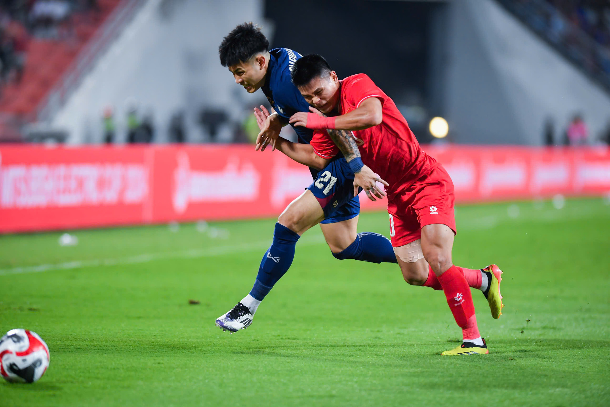 Tuấn Hải vẫn thể hiện sự thính nhạy đáng nể trong tình huống cụ thể. Tuấn Hải vẫn thể hiện sự thính nhạy đáng nể trong tình huống cụ thể.