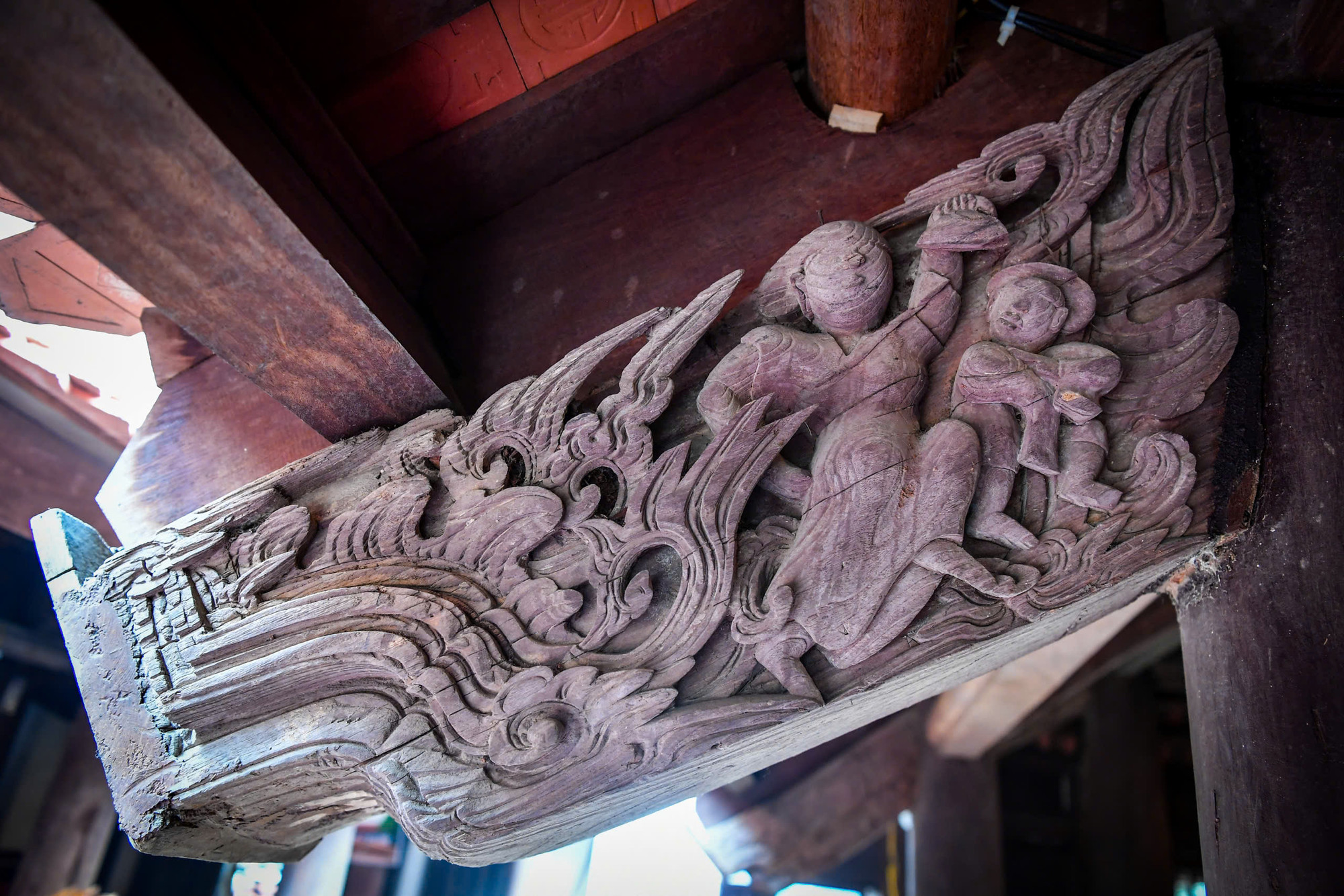 Theo nhà nghiên cứu văn hóa dân gian Trần Minh Nhương, giá trị lớn nhất ở đình Đại Phùng chính là trang trí kiến trúc còn giữ nguyên giá trị điêu khắc nghệ thuật thế kỷ XVII. Theo nhà nghiên cứu văn hóa dân gian Trần Minh Nhương, giá trị lớn nhất ở đình Đại Phùng chính là trang trí kiến trúc còn giữ nguyên giá trị điêu khắc nghệ thuật thế kỷ XVII.