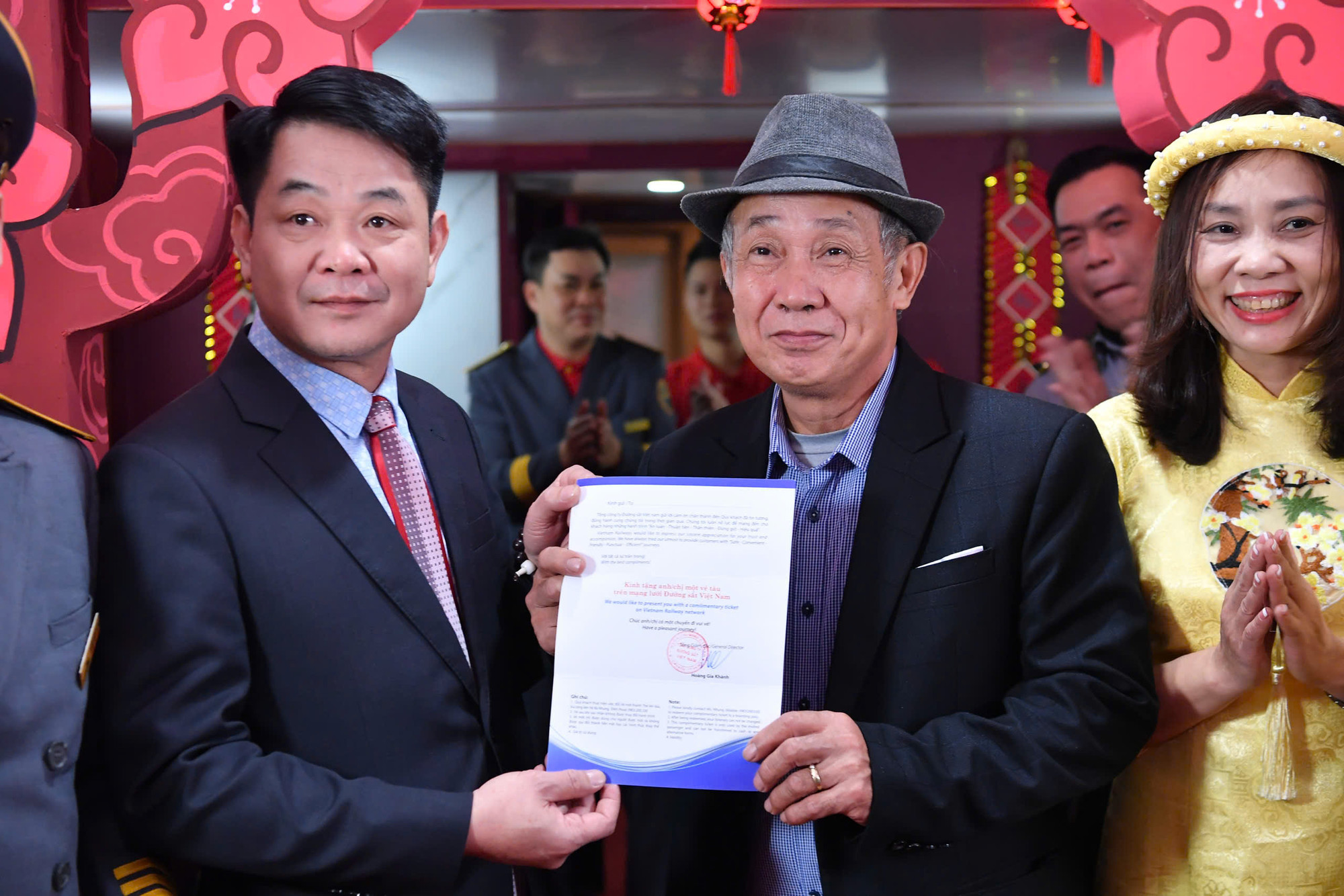 Vị hành khách đặc biệt trúng giải đặc biệt là một chuyến đi khứ hồi trong năm 2025.