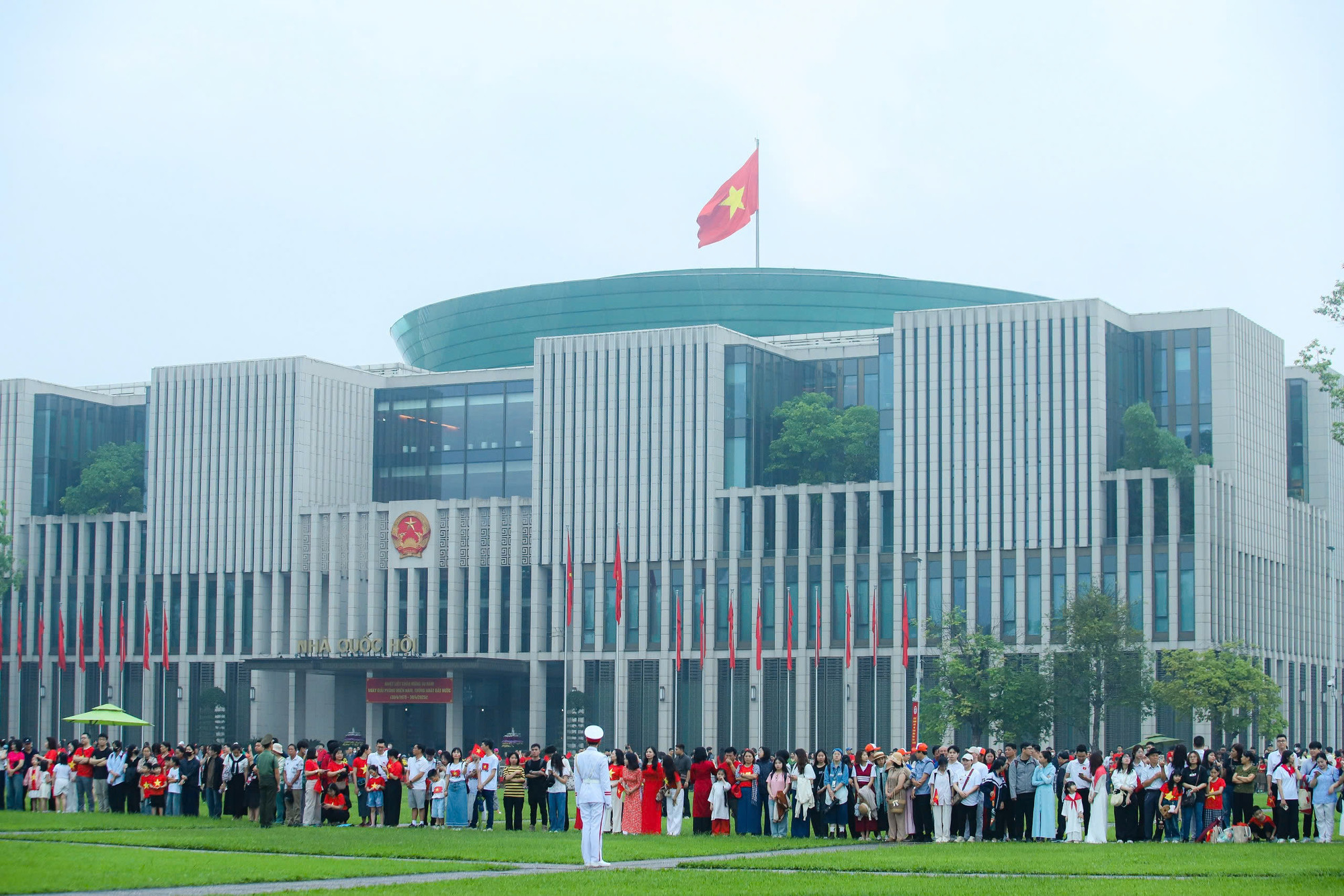 Lễ Kỷ niệm 50 năm Ngày Giải phóng miền nam, thống nhất đất nước ảnh 119 Lễ Kỷ niệm 50 năm Ngày Giải phóng miền nam, thống nhất đất nước ảnh 119