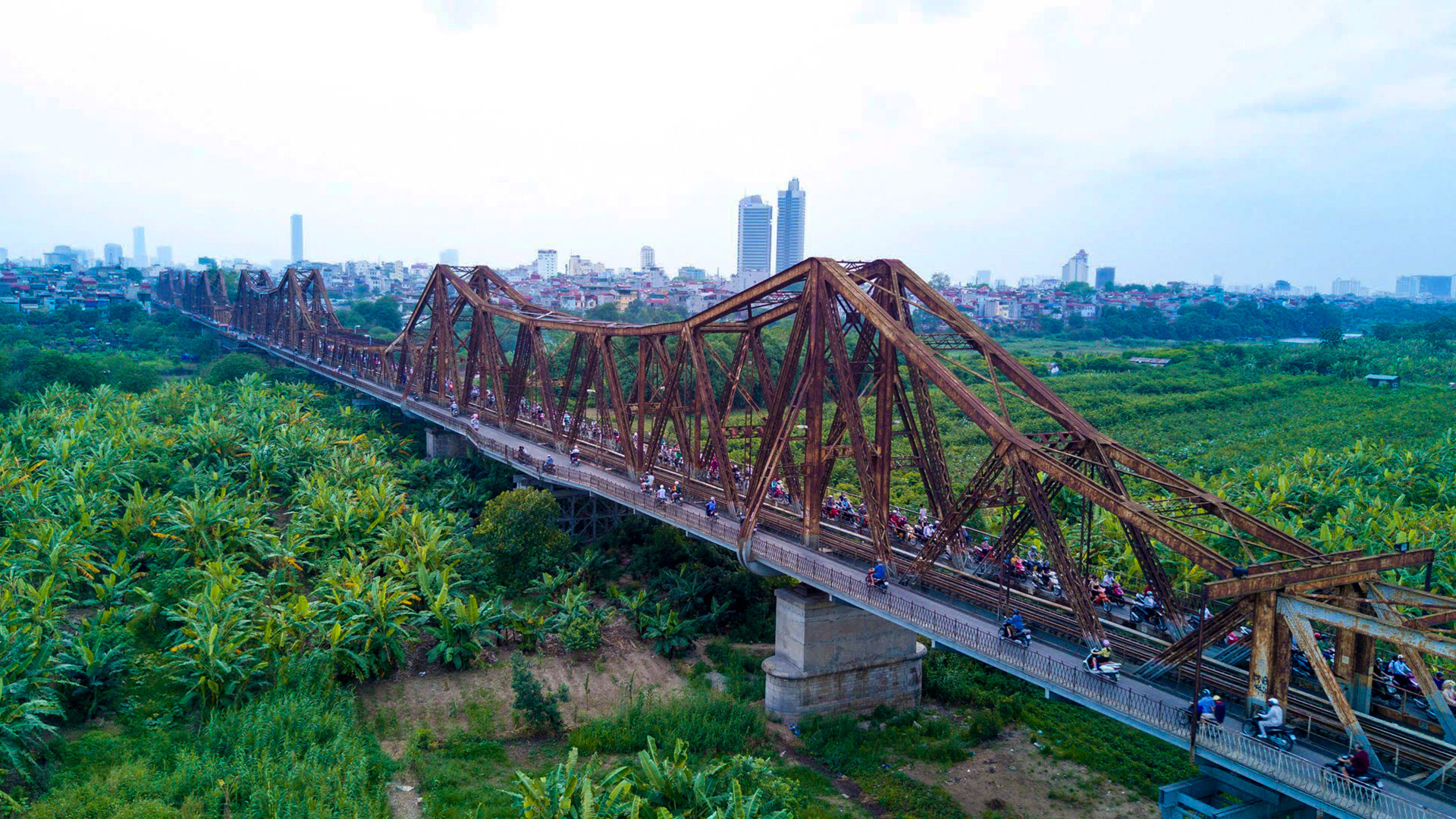 Cầu Long Biên. (Ảnh: THẾ ĐẠI)