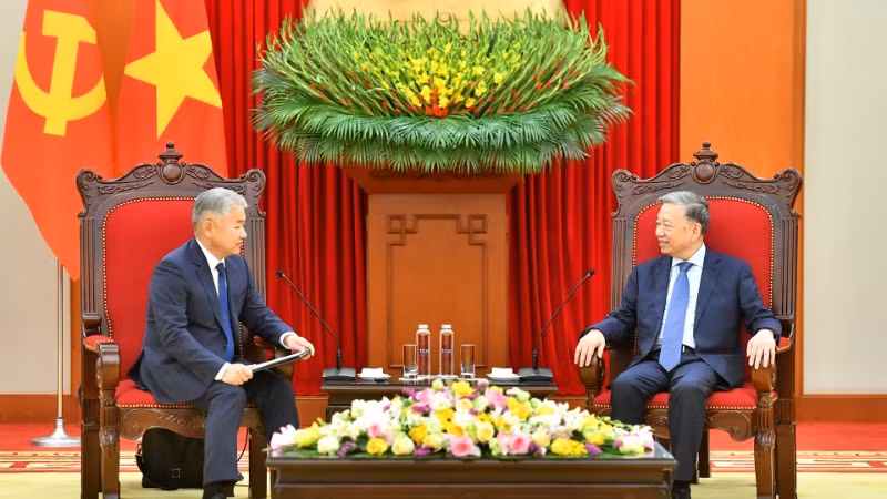 Tổng Bí thư Tô Lâm tiếp Bộ trưởng Lương thực, Nông nghiệp và Công nghiệp nhẹ Mông Cổ.