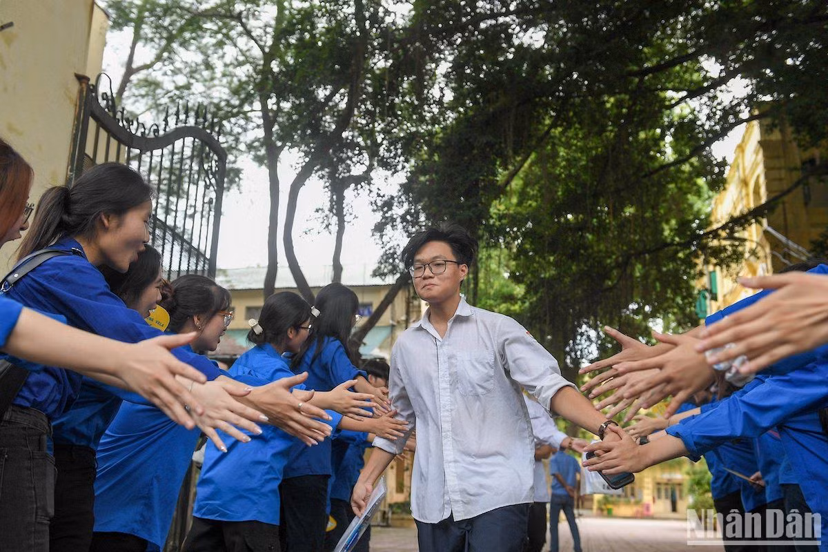 [Quiz] Đề thi và đáp án Kỳ thi tốt nghiệp THPT thuộc danh mục bí mật nhà nước ở cấp độ nào? ảnh 1