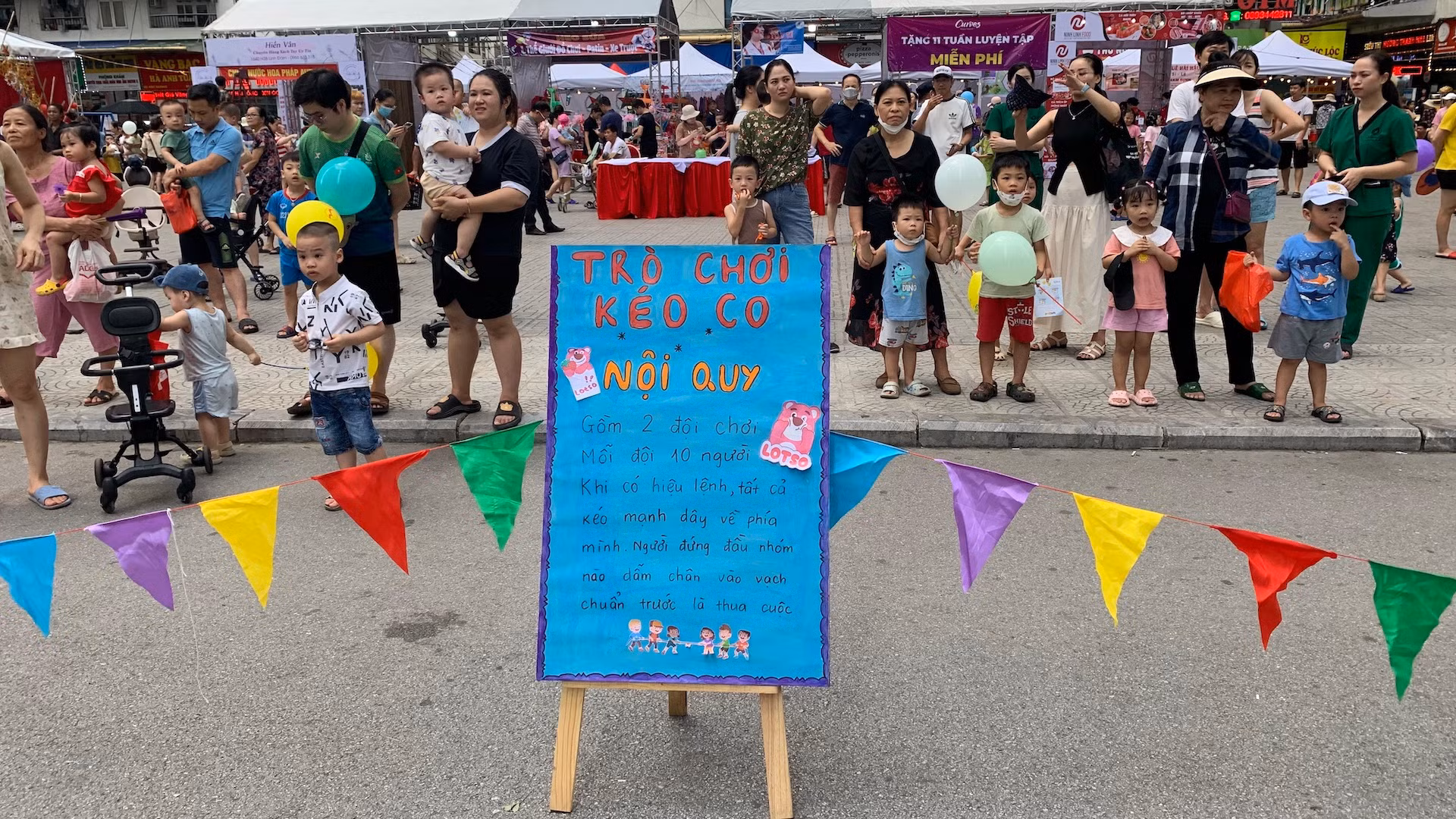 Chương trình Trung thu HH kết nối sum vầy được tổ chức định kỳ, một trong những đặc trưng của sự kiện là rất nhiều trò chơi dân gian được tổ chức, tái hiện.