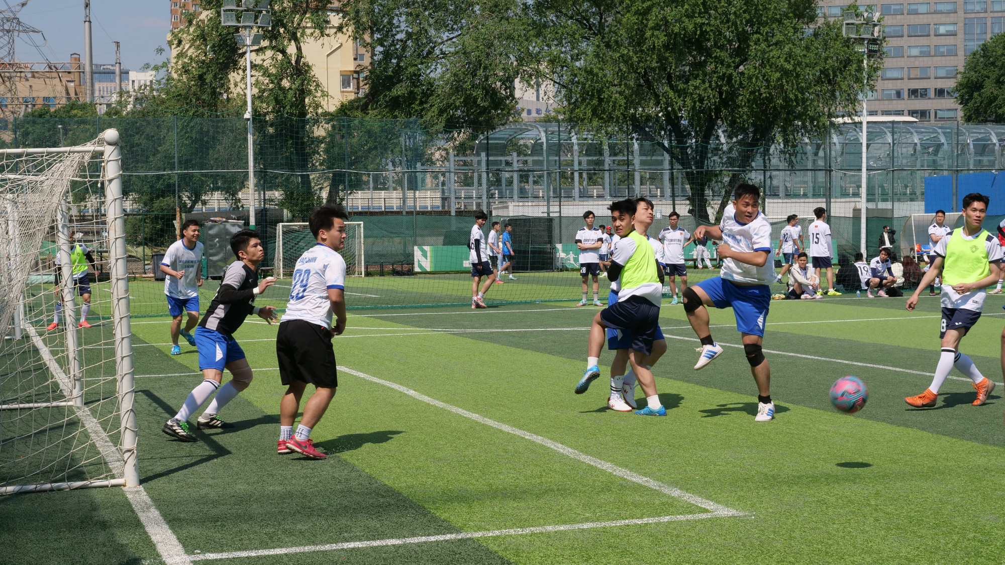 Một pha hãm thành nguy hiểm ở trận chung kết.