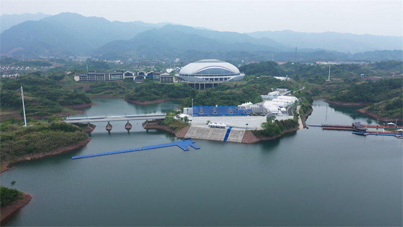 Địa điểm thi đấu 3 môn phối hợp Trung tâm thể thao Thuần An.