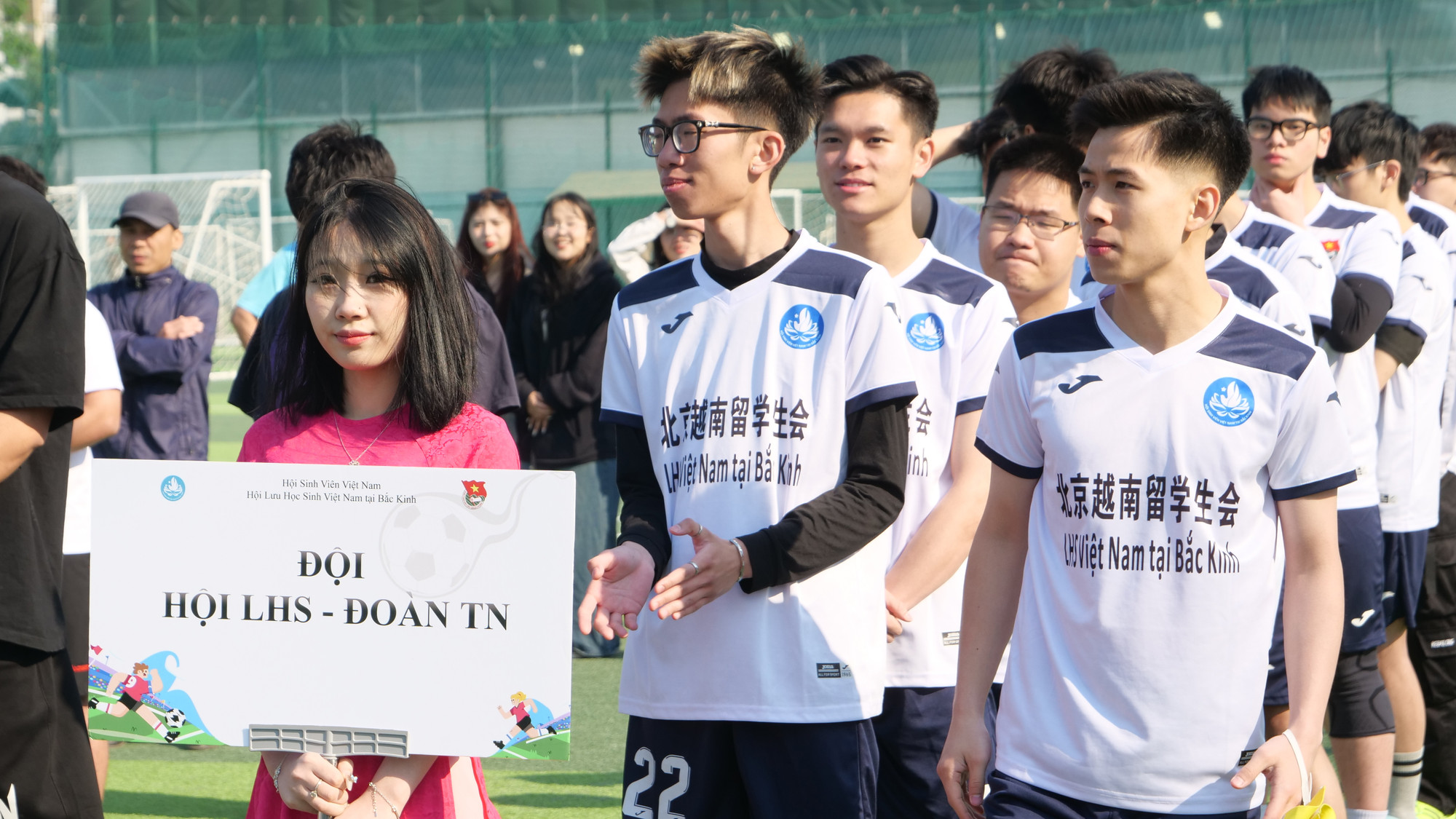 Đội Đoàn Thanh niên-Hội lưu học sinh Việt Nam tại Bắc Kinh tham dự giải đấu.