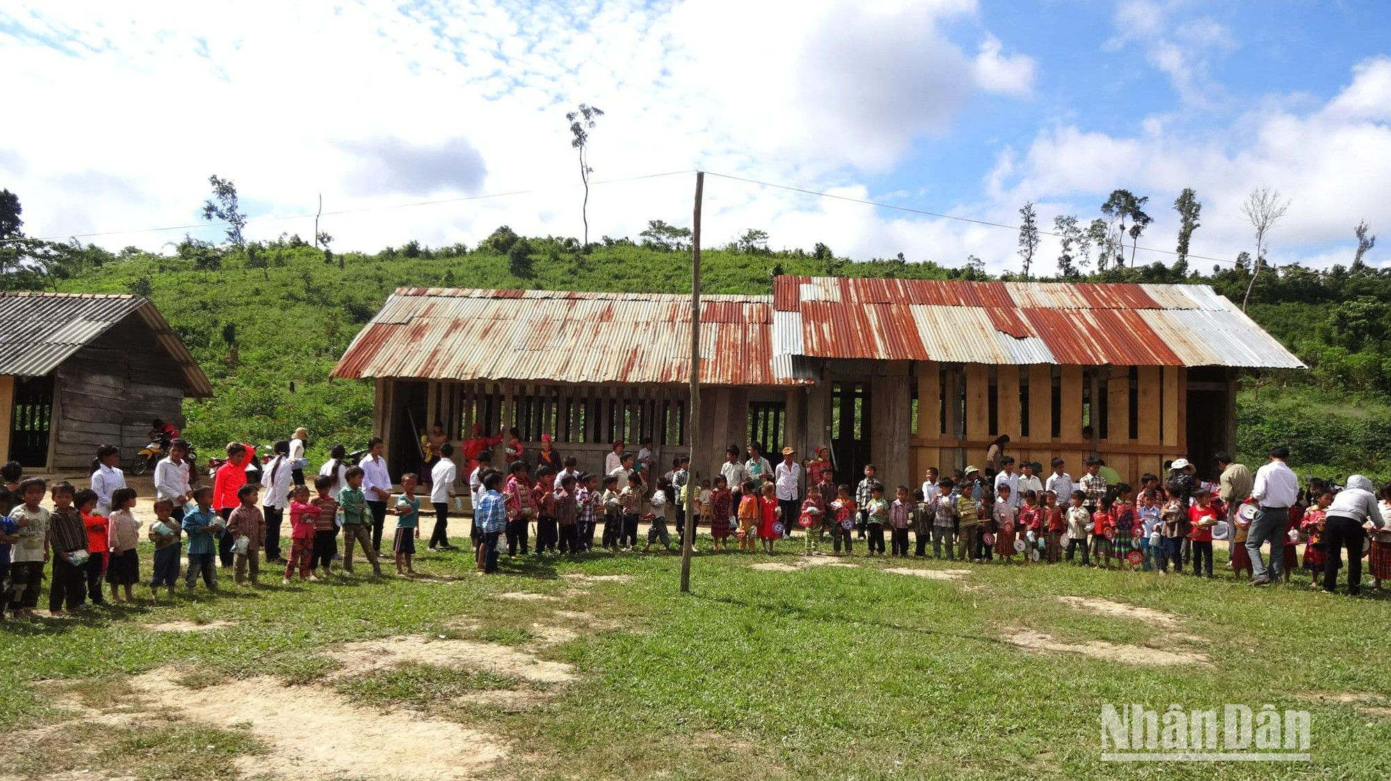 Nhiều vùng dân di cư tự do ở Đắk Lắk, điều kiện cơ sở hạ tầng còn gặp nhiều khó khăn.