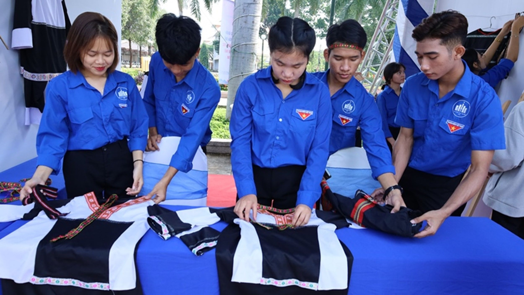 Sinh viên dân tộc thiểu số Đại học Nha Trang chung tay gìn giữ và phát huy những tập tục văn hóa truyền thống tốt đẹp, thúc đẩy bình đẳng giới.