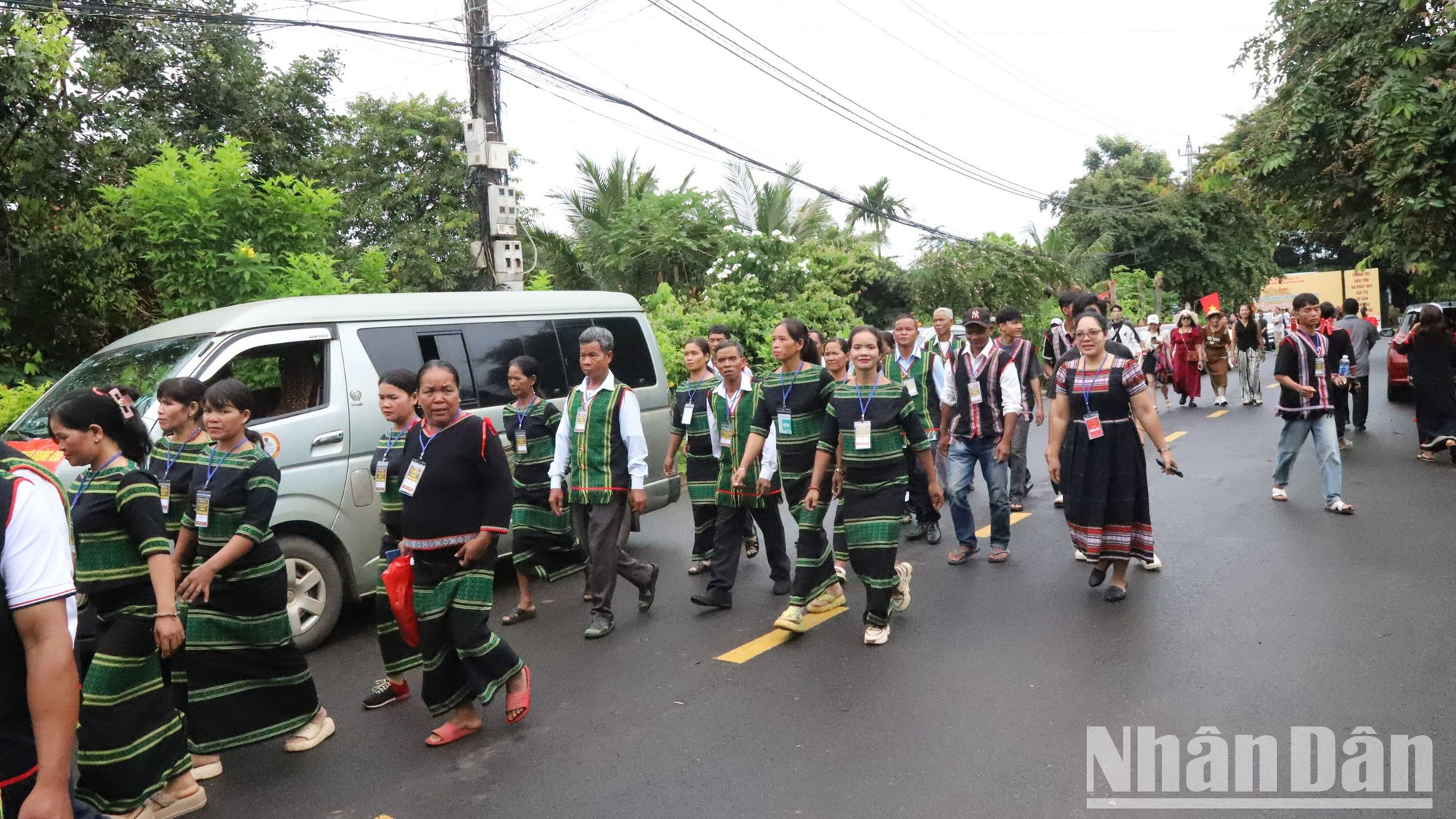 Đồng bào các dân tộc tỉnh Đắk Lắk tham gia Liên hoan Văn hóa cồng chiêng tỉnh Đắk Lắk lần thứ 3 năm 2024.