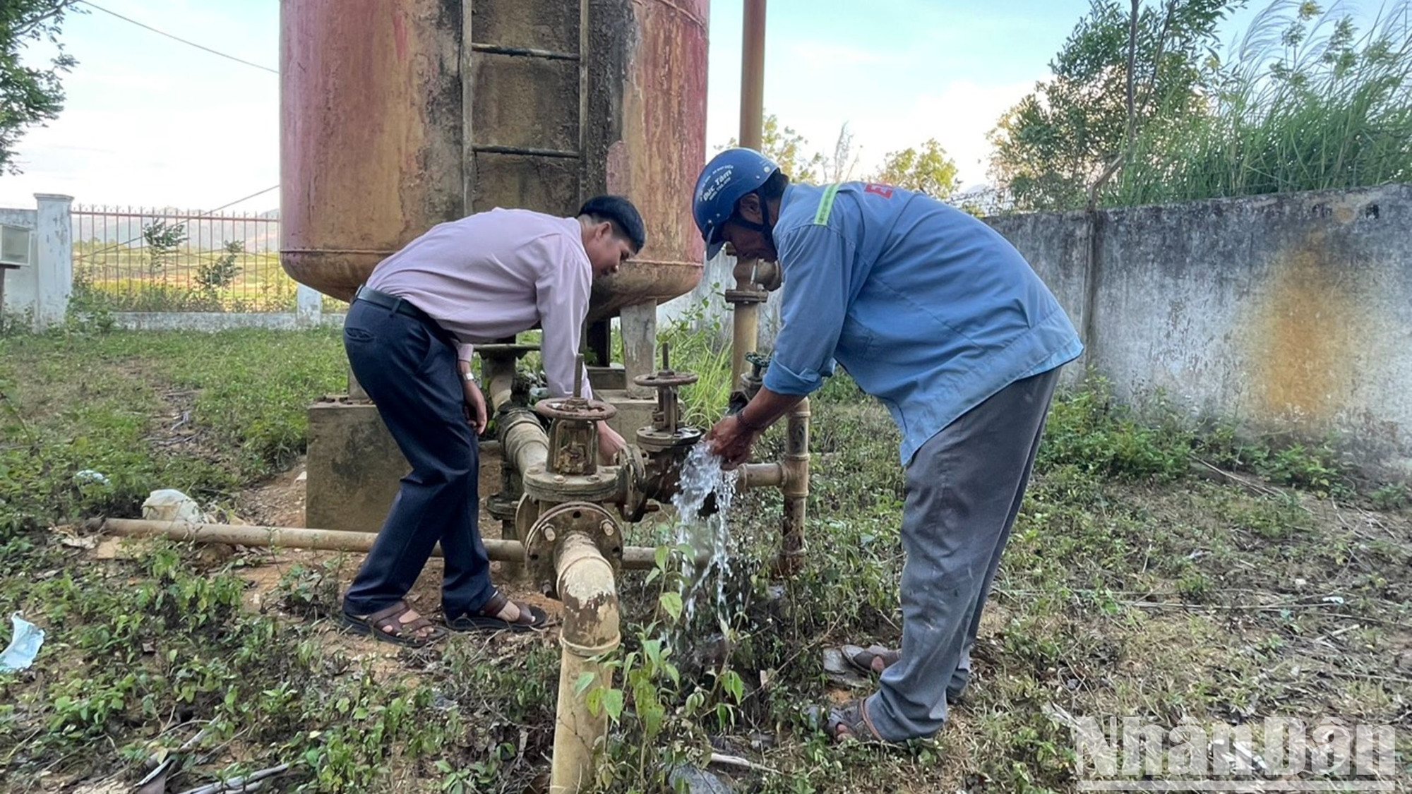 Các công trình cấp nước sinh hoạt tập trung ở khu vực nông thôn phải thường xuyên được đầu tư, bảo dưỡng, sửa chữa mới hoạt động hiệu quả.