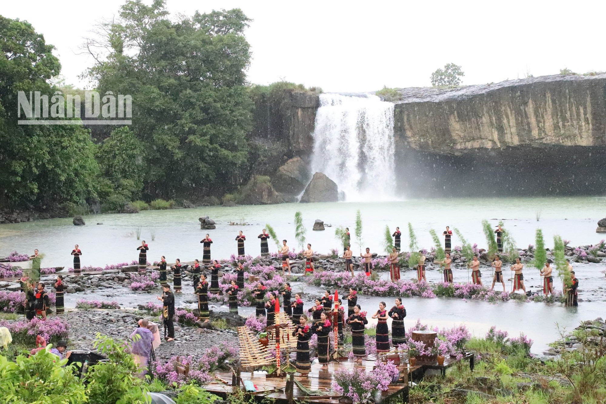 Để hiện thực hóa khát vọng này, Đắk Lắk quy hoạch phát triển đa chiều, đa ngành, đa lĩnh vực, với những mục tiêu cao hơn, toàn diện, có tính bao quát hơn.