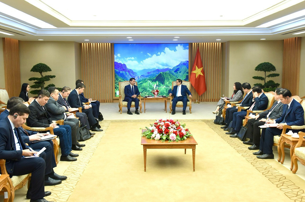 Thủ tướng đề nghị hai nước tăng cường hợp tác trong các ngành công nghiệp mũi nhọn như dầu khí, nông nghiệp để bảo đảm an ninh năng lượng và an ninh lương thực.